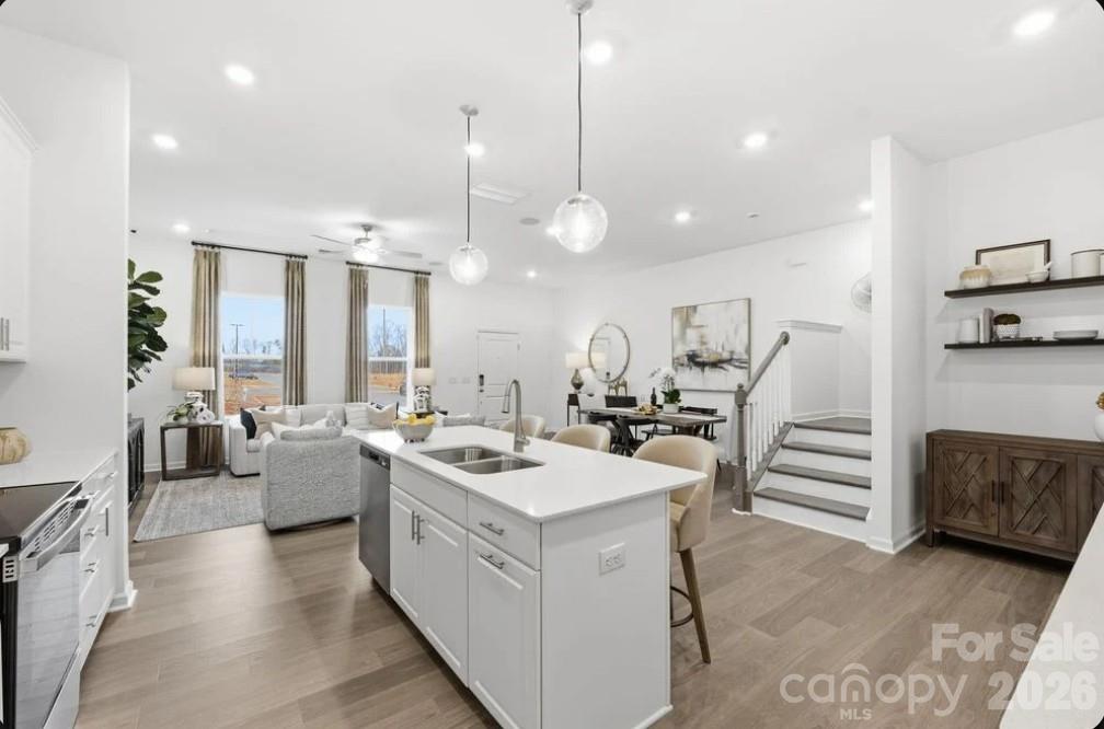 7330 Wake Way Property Photo 8