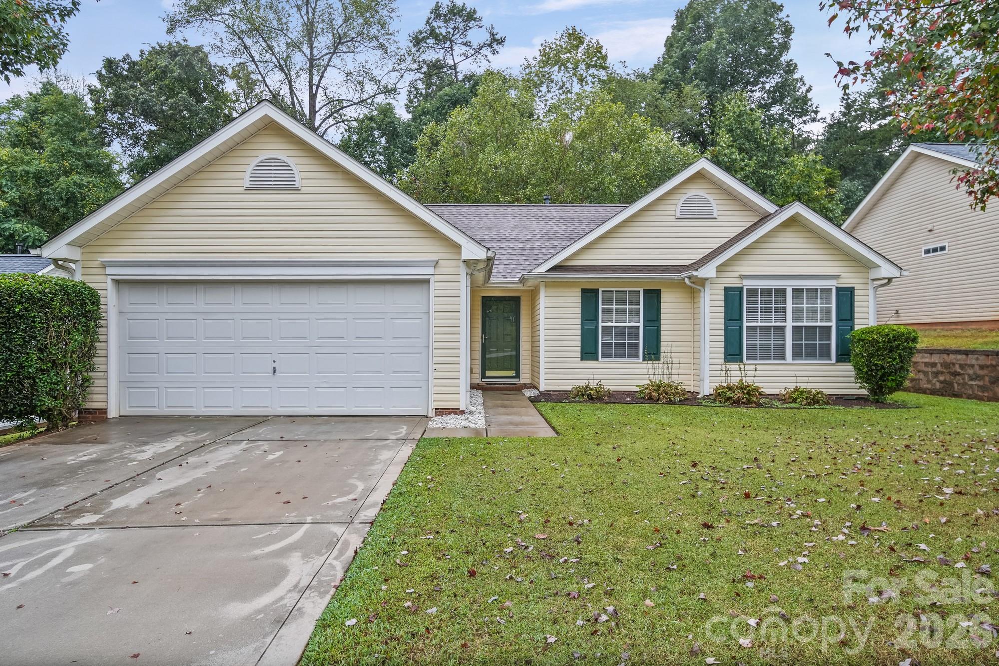 1405 Spring View Court Property Photo 2