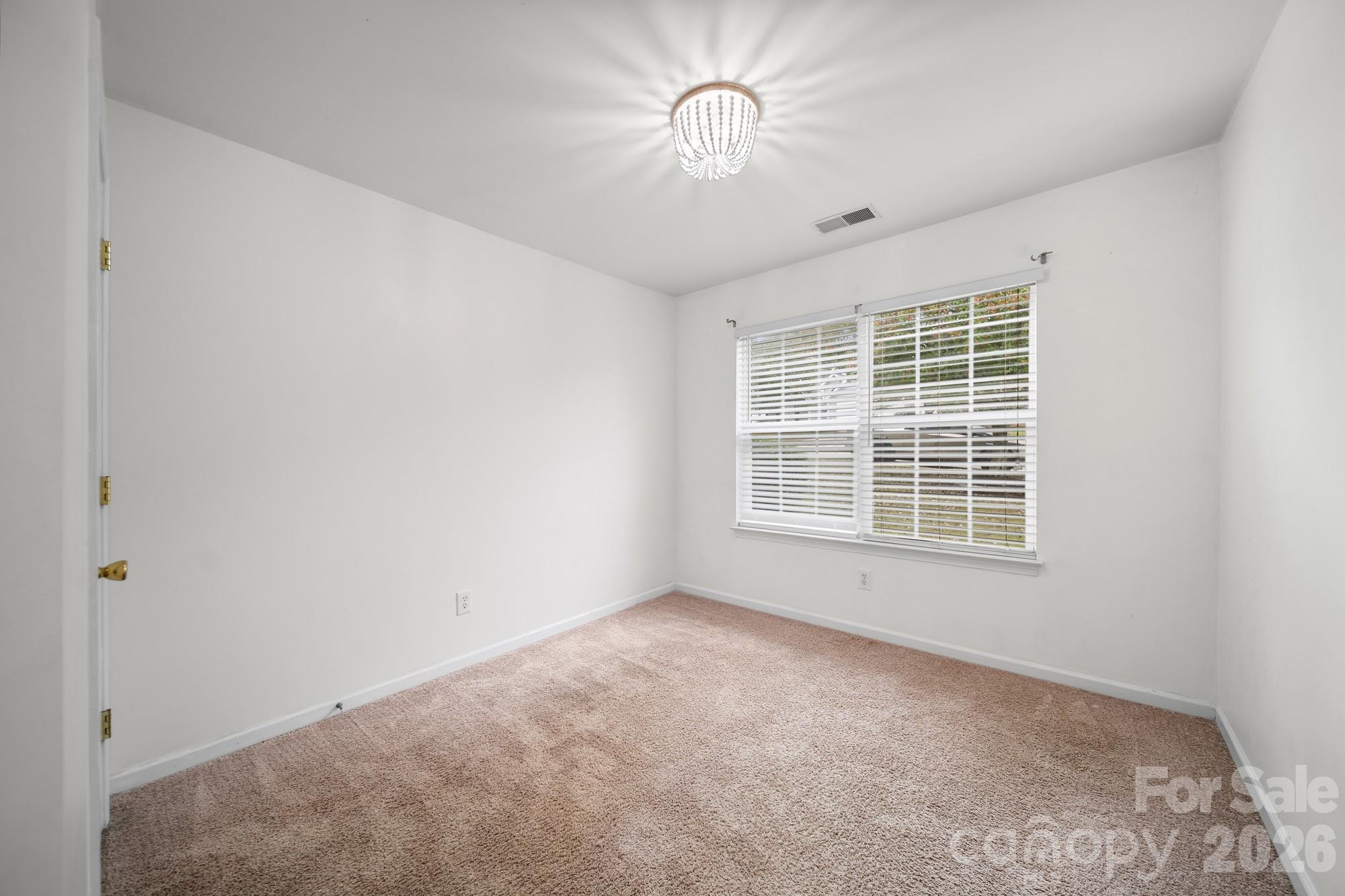 1405 Spring View Court Property Photo 17