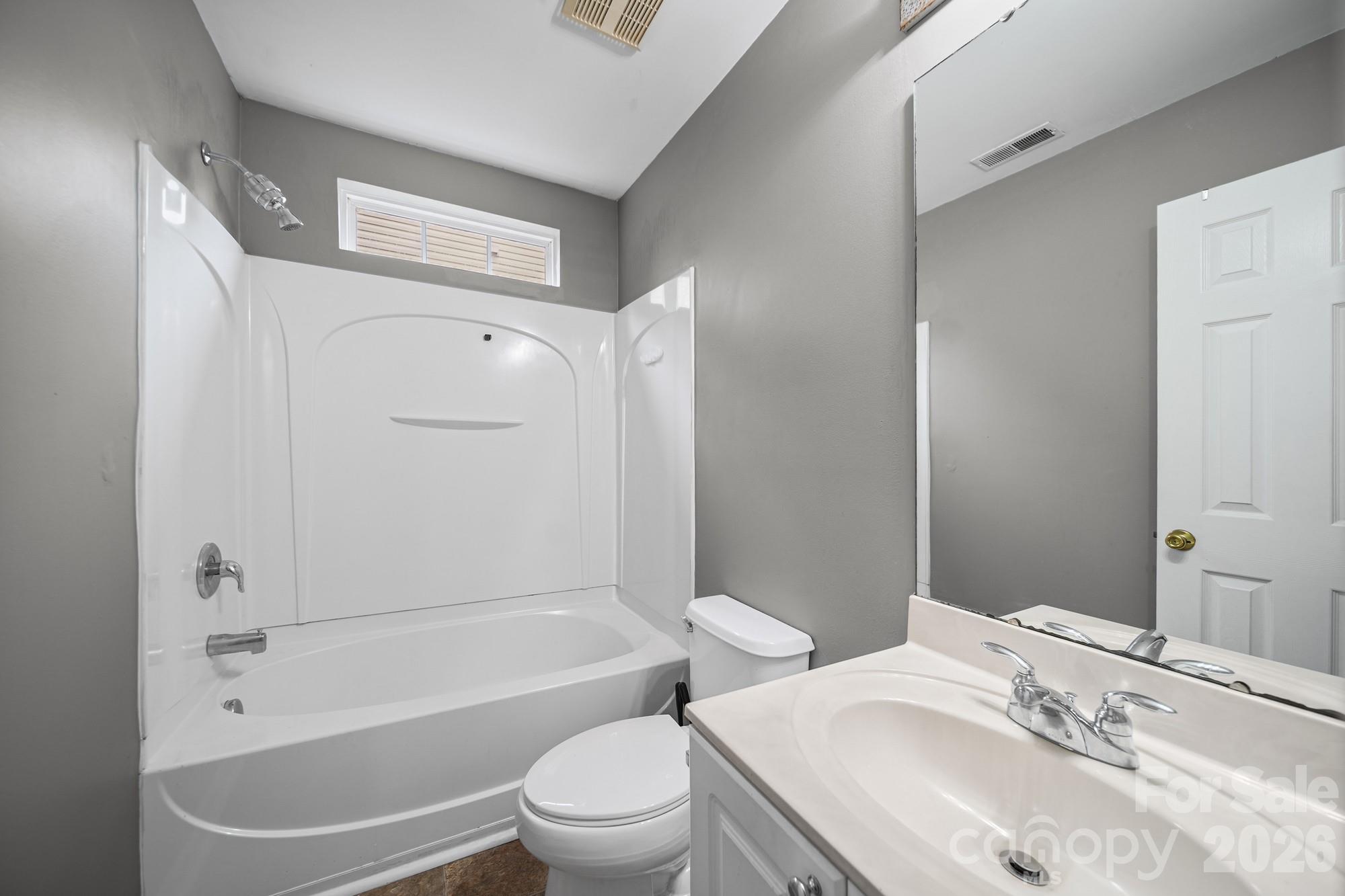 1405 Spring View Court Property Photo 23