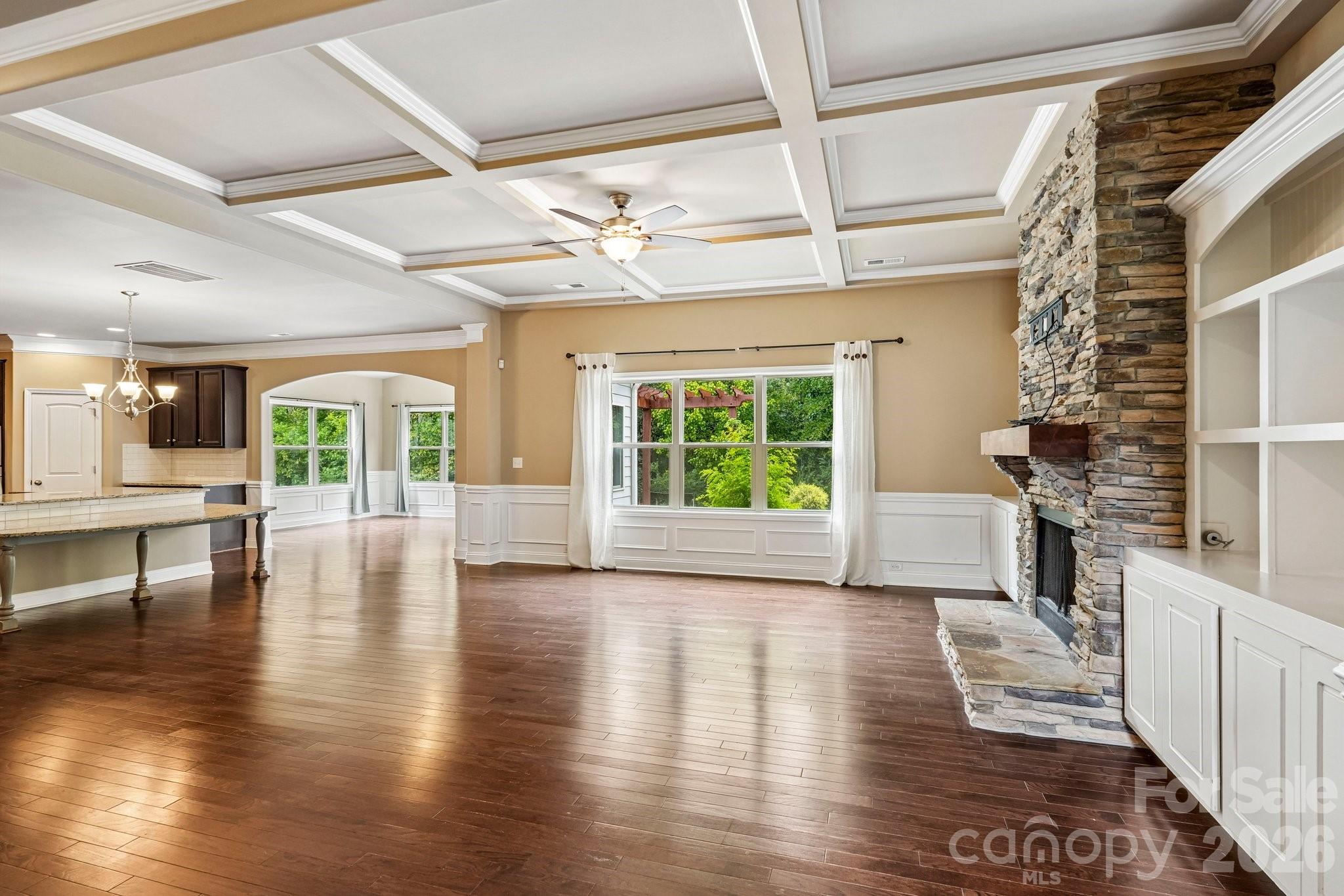 2950 Donegal Drive Property Photo 10