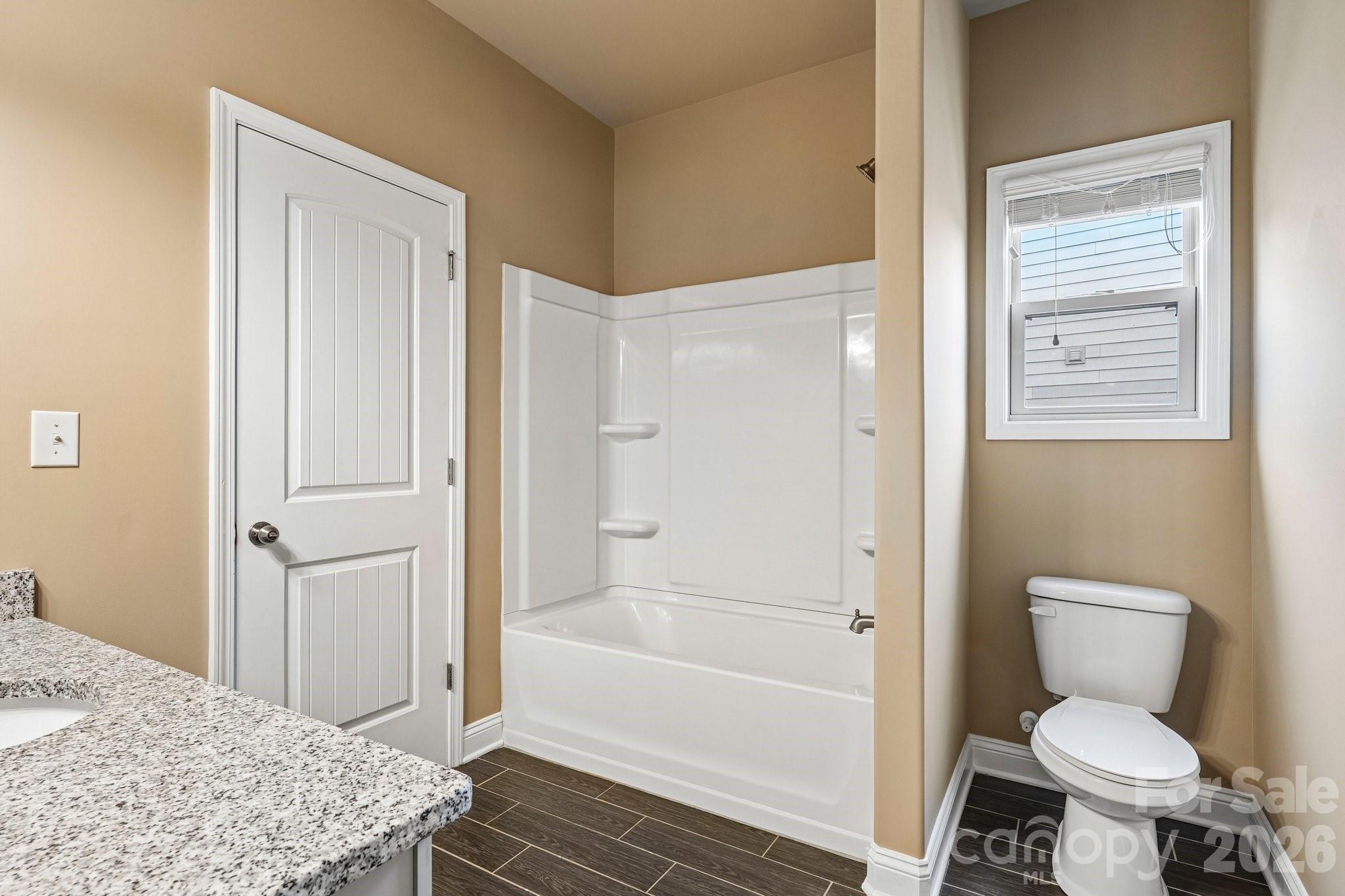 2950 Donegal Drive Property Photo 34