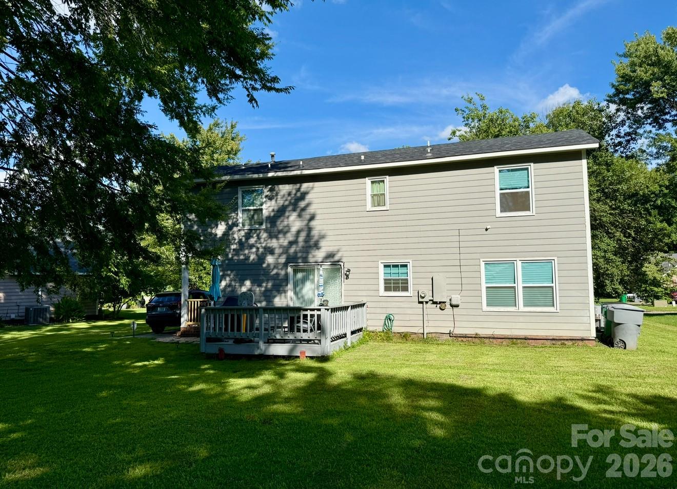 10520 Queensmead Circle Property Photo 4
