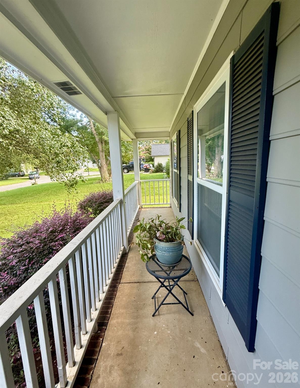 10520 Queensmead Circle Property Photo 8