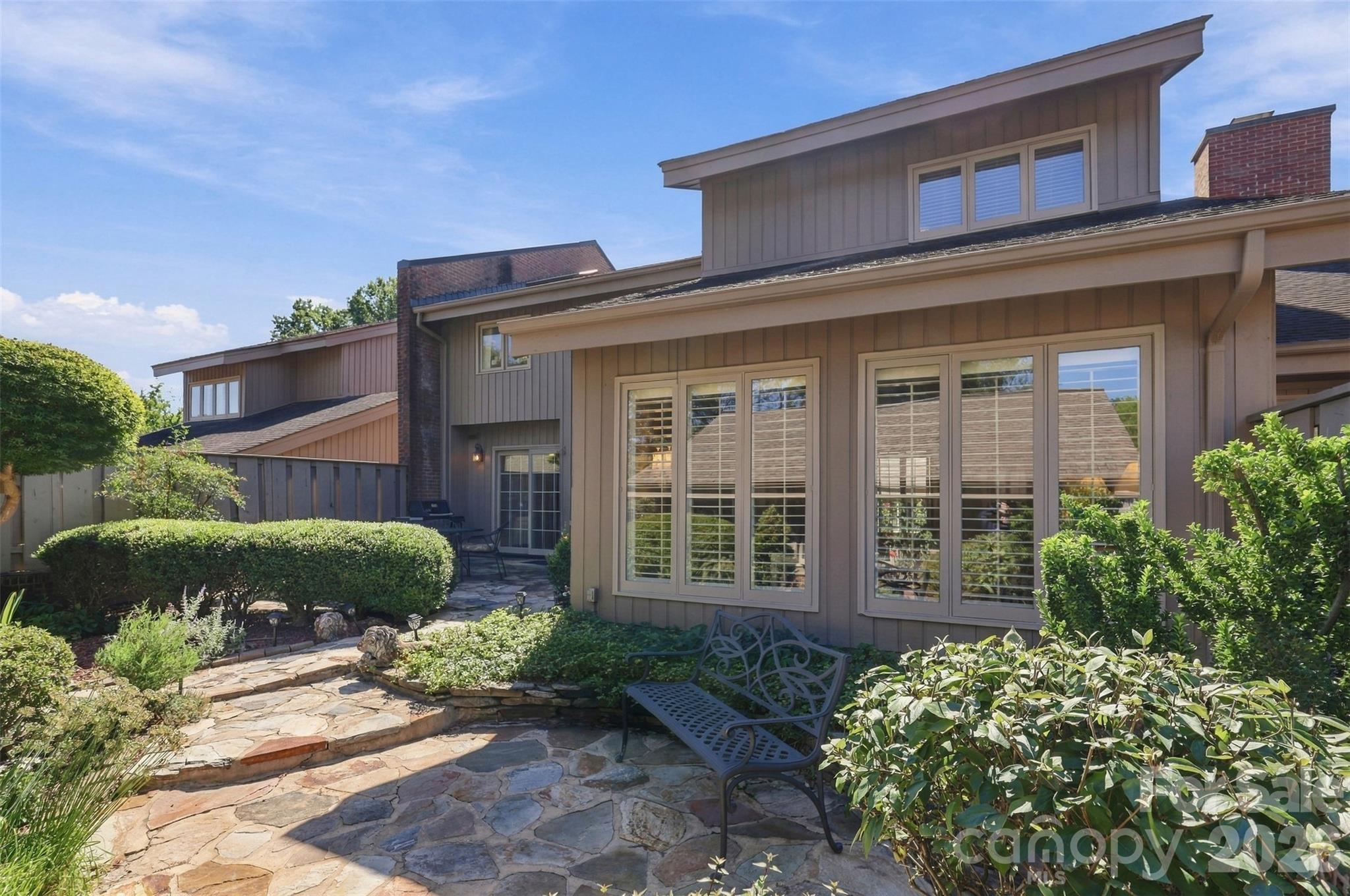 4921 Torrey Pines Court Property Photo 2