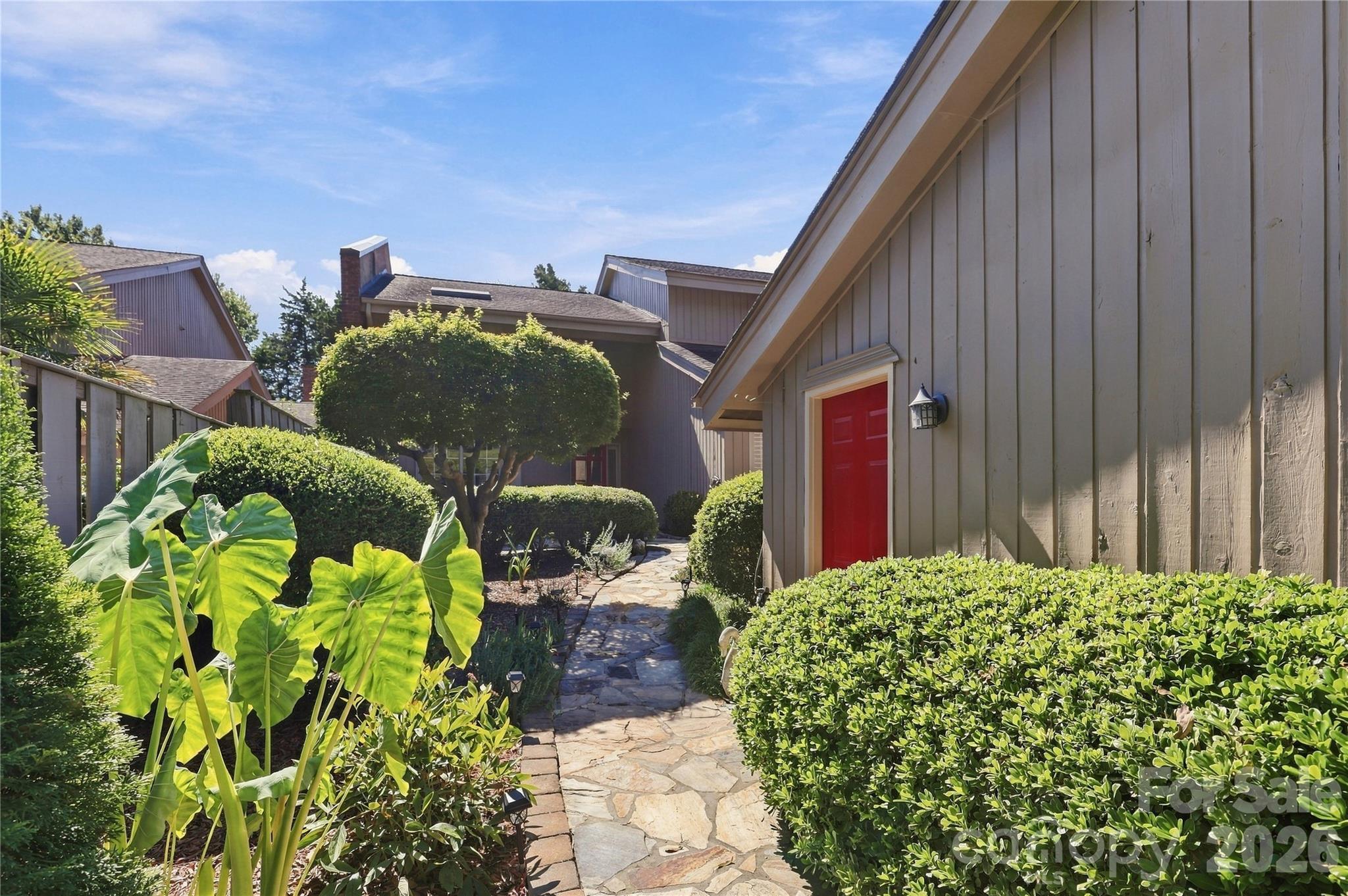4921 Torrey Pines Court Property Photo 4