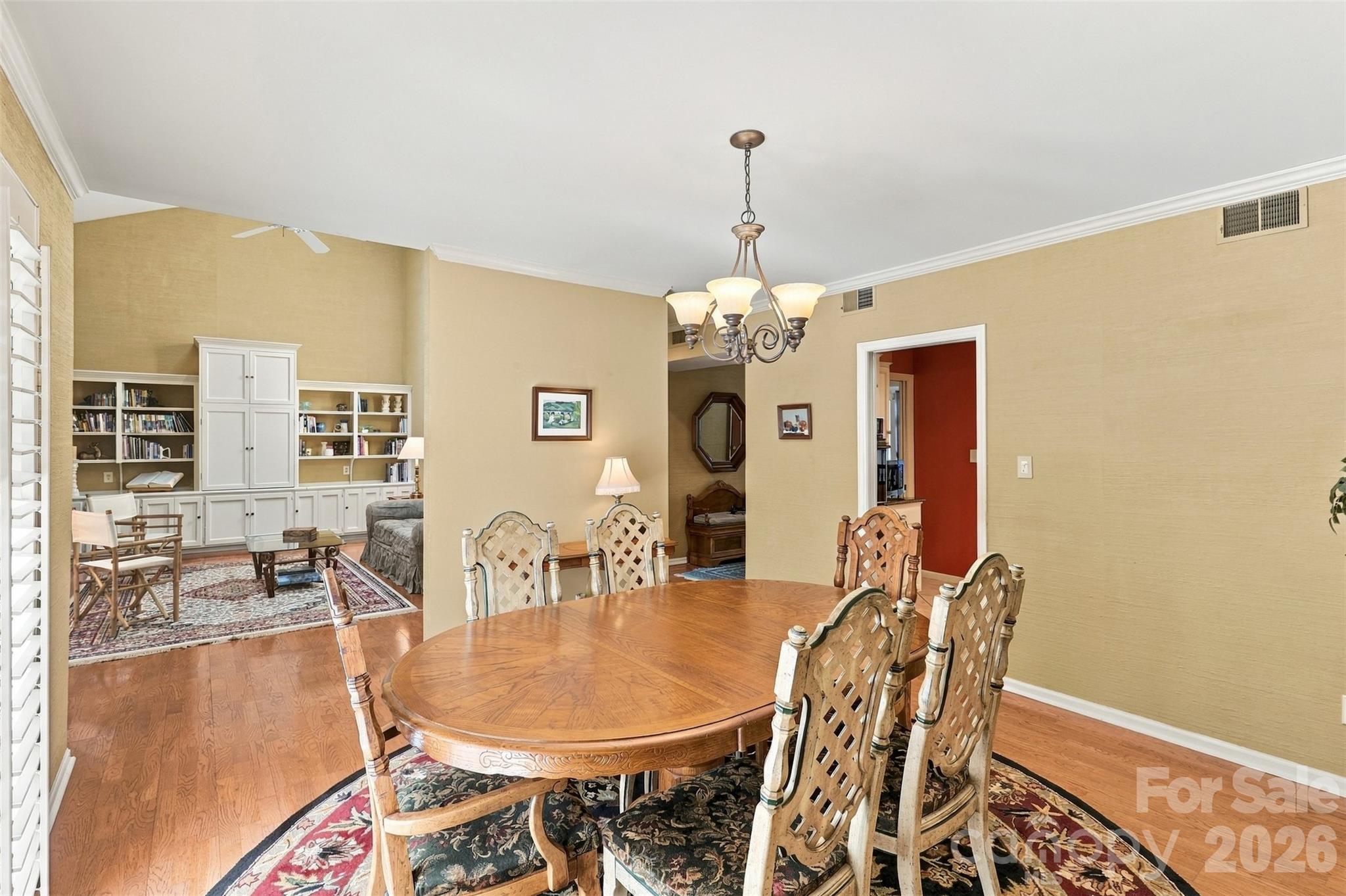 4921 Torrey Pines Court Property Photo 13