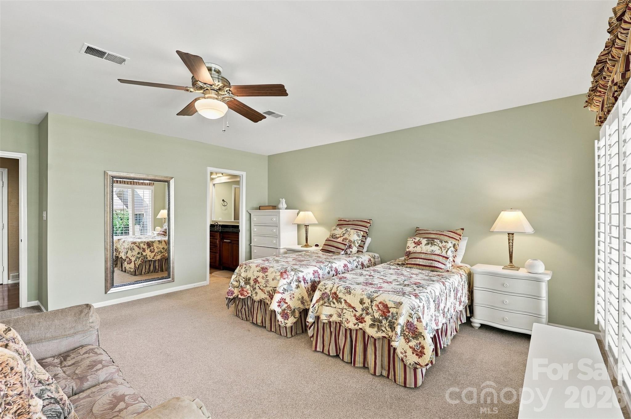 4921 Torrey Pines Court Property Photo 20