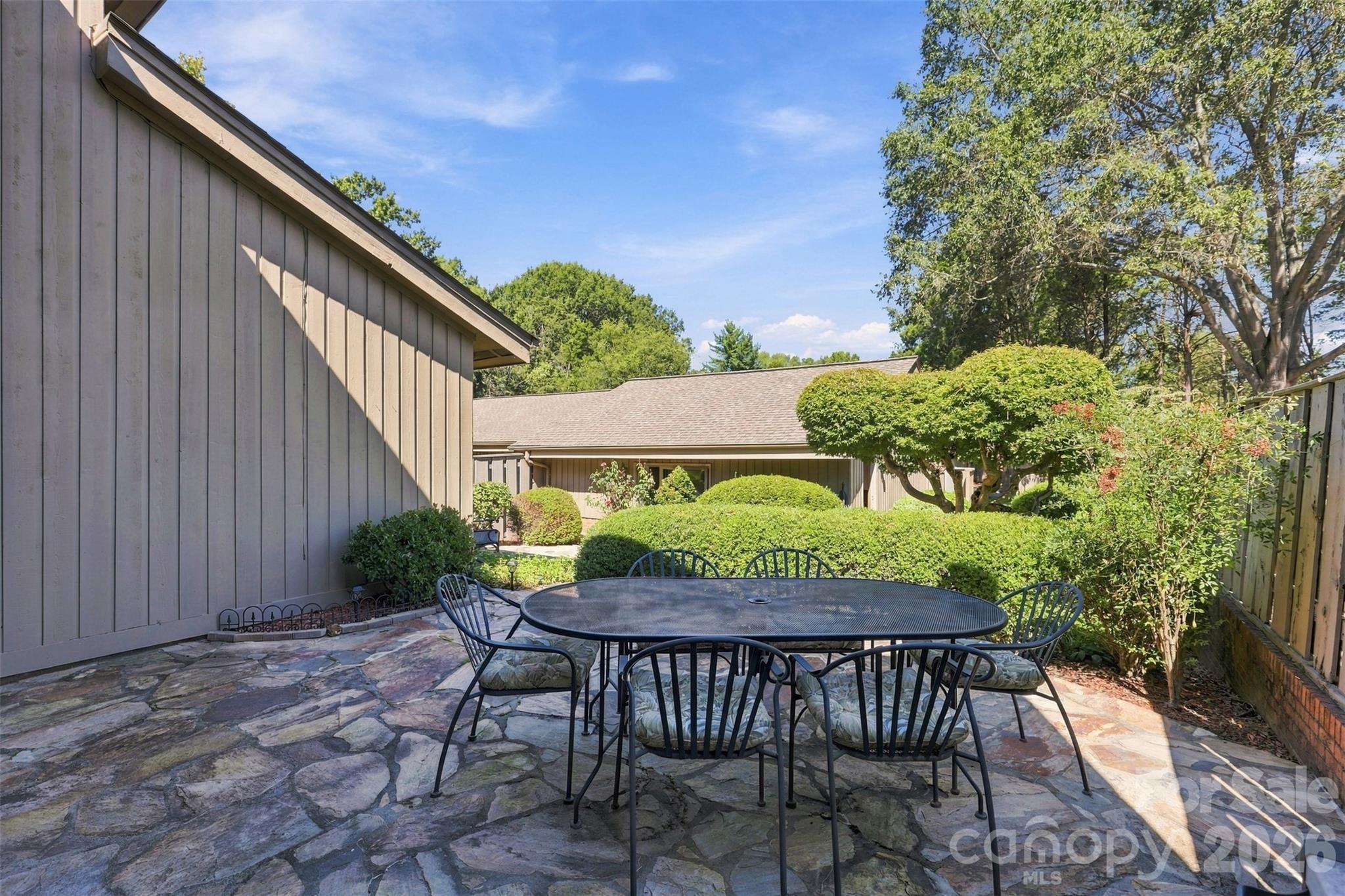 4921 Torrey Pines Court Property Photo 34