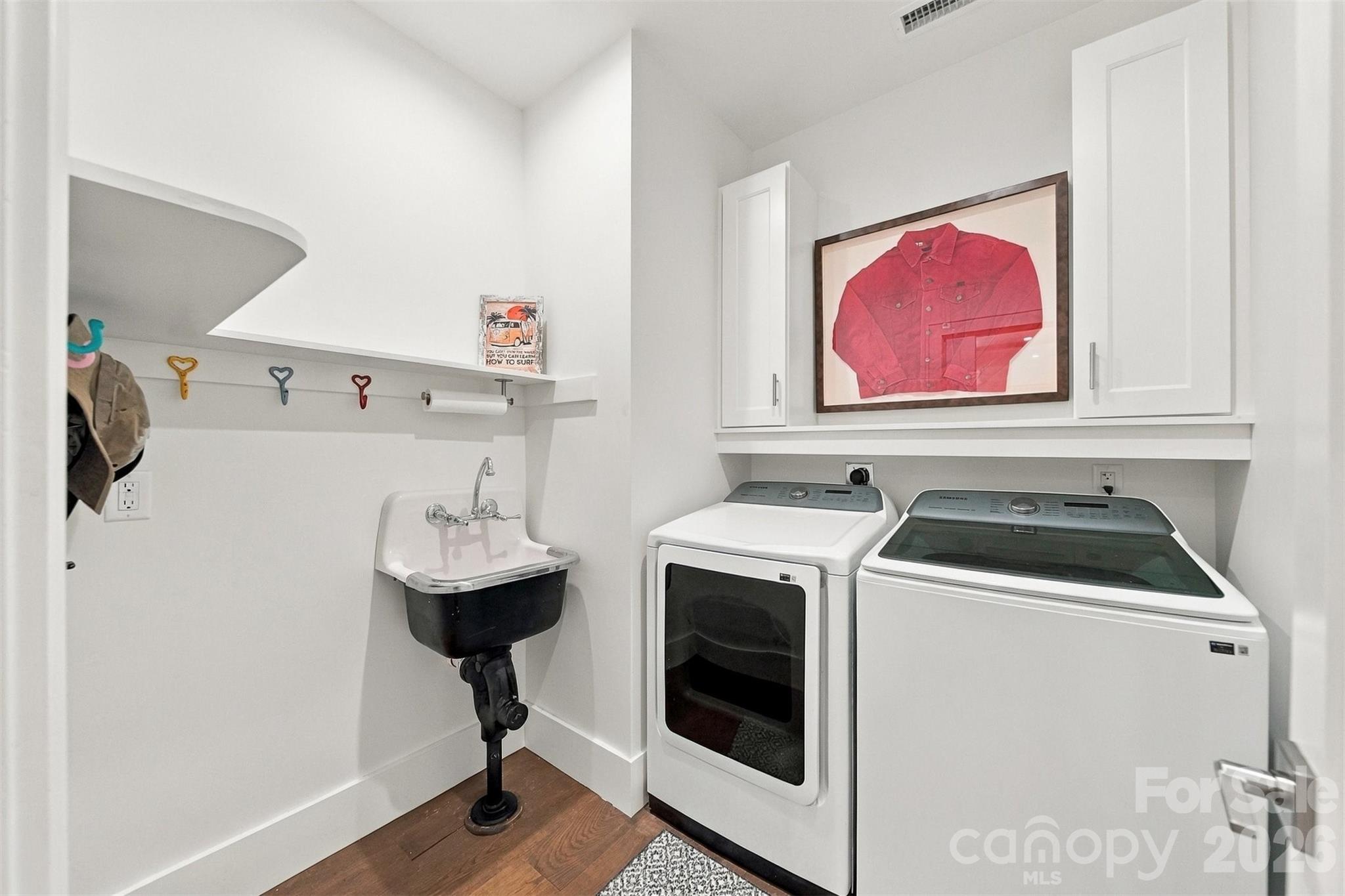 217 Sycamore Drive Property Photo 33
