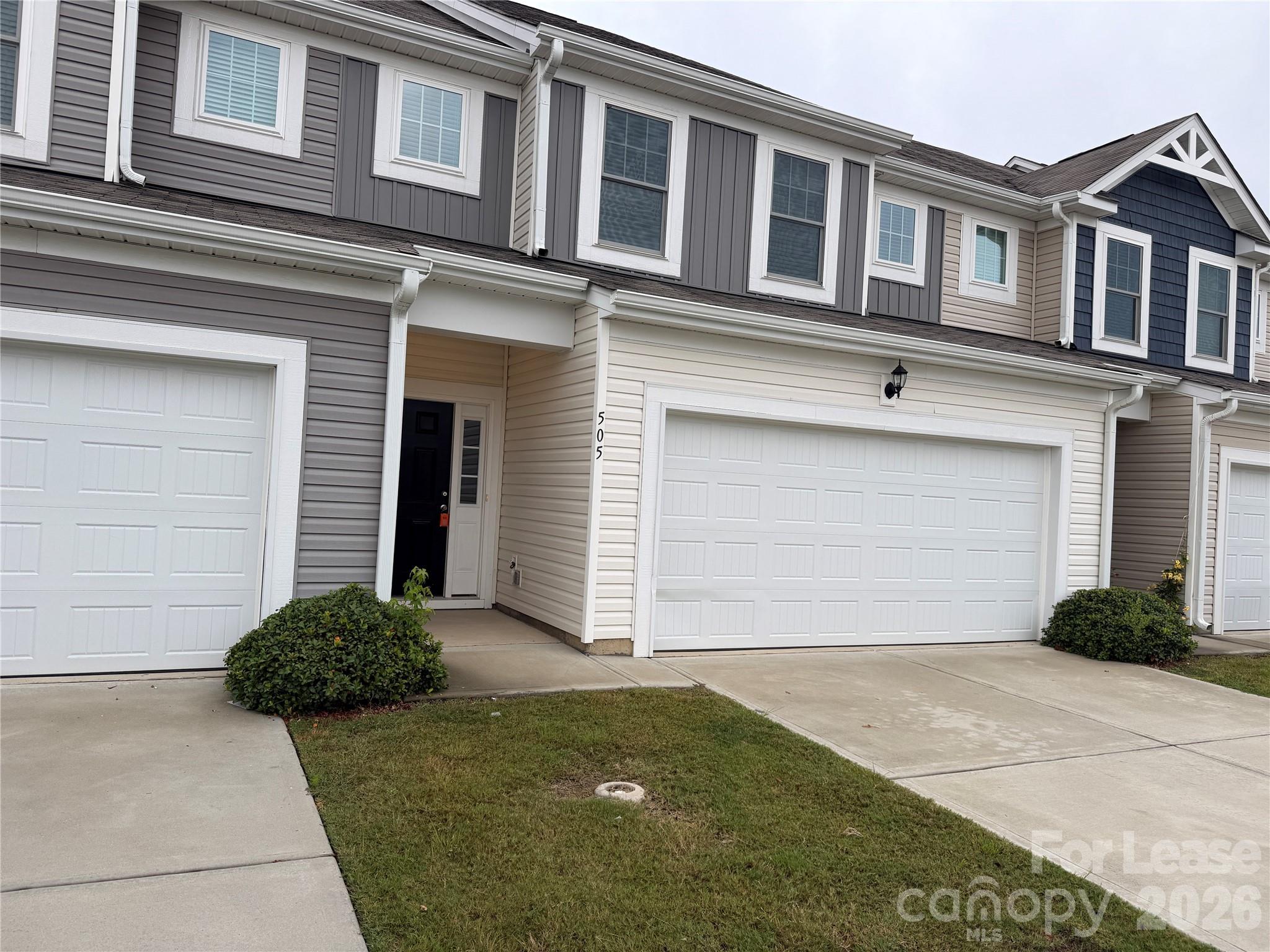 505 Stephen Foster Way Property Photo 1