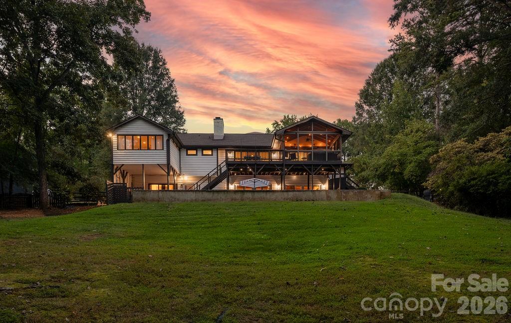 3525 Windbluff Drive Property Photo 46
