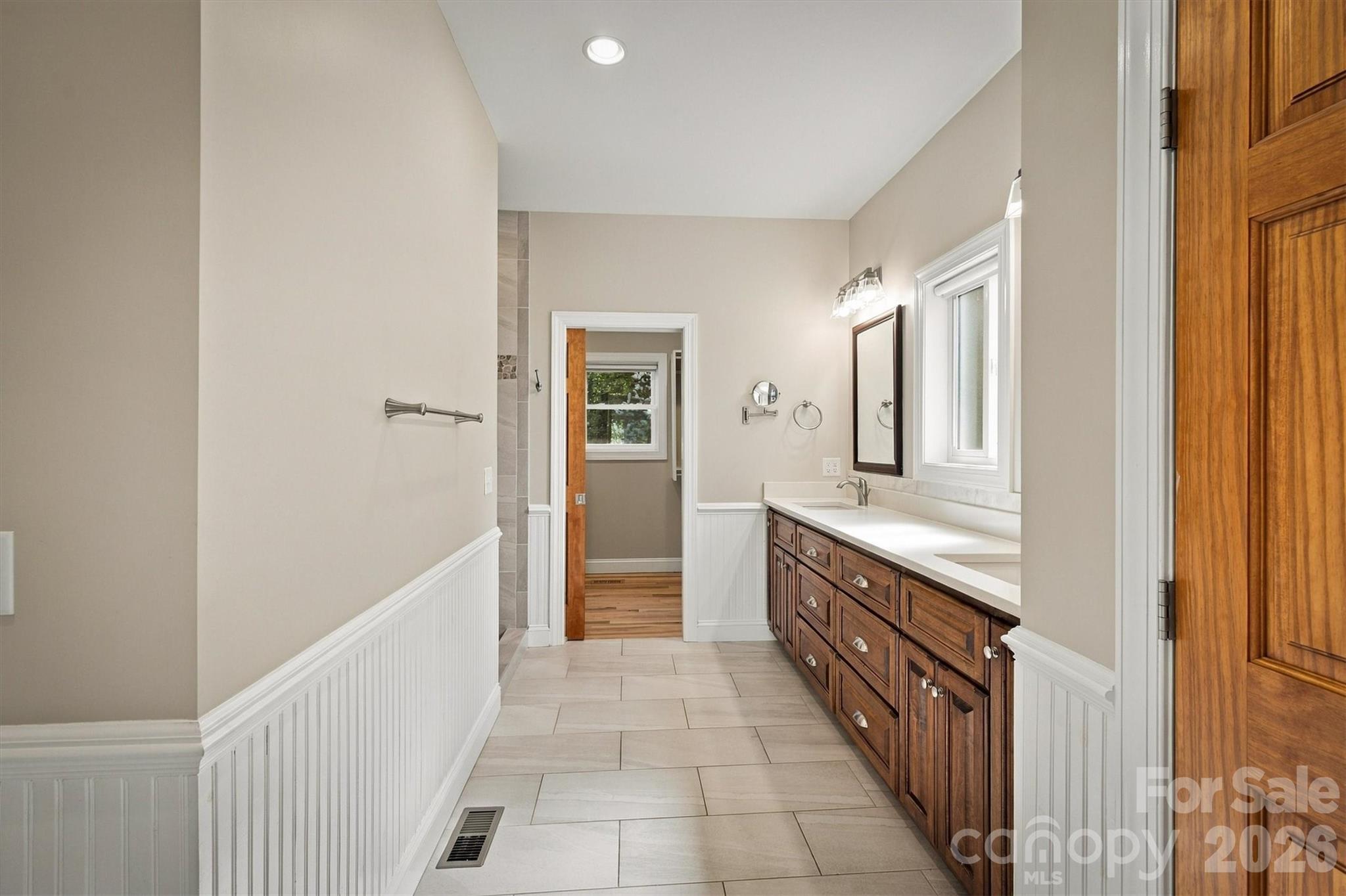 1103 River Ridge Way 301 Property Photo 25