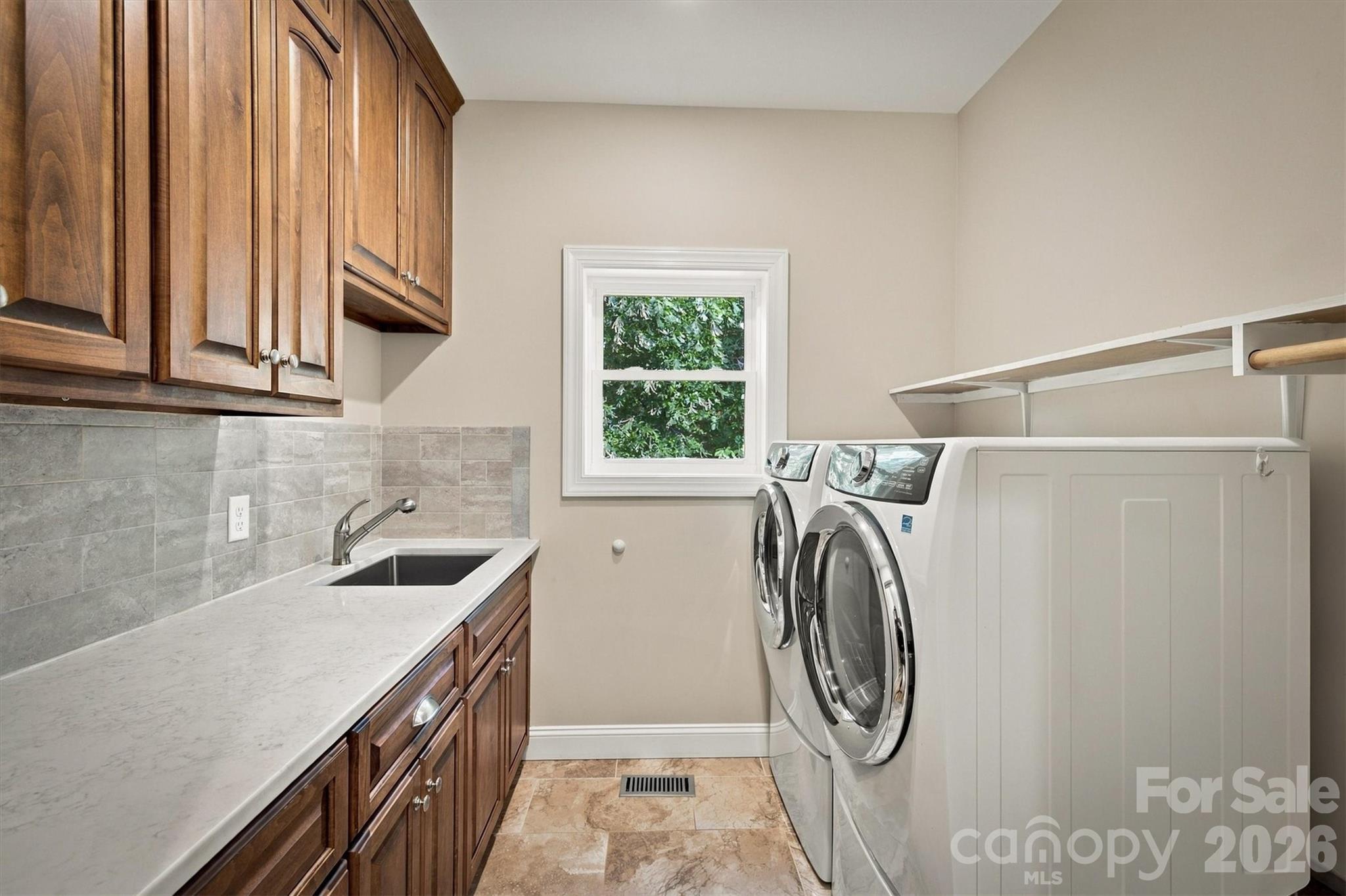 1103 River Ridge Way 301 Property Photo 28