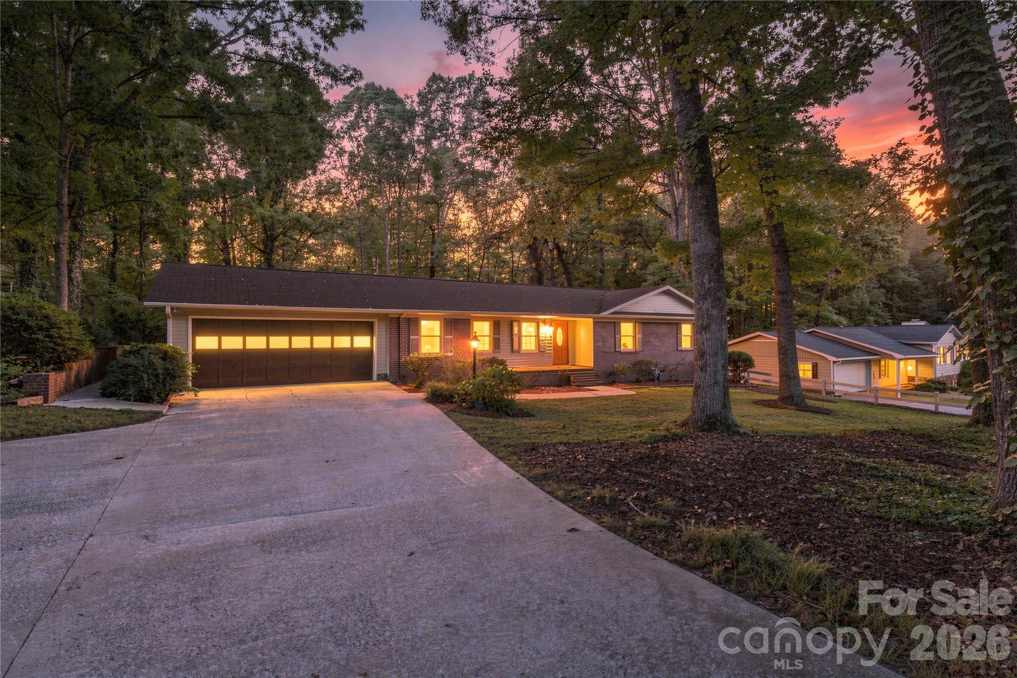 2604 Shearer Drive Property Photo 1
