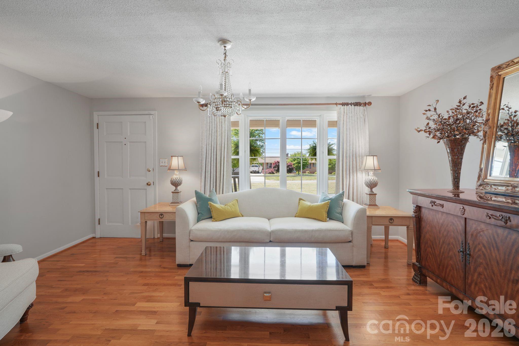 3328 Sulphur Springs Road Property Photo 9