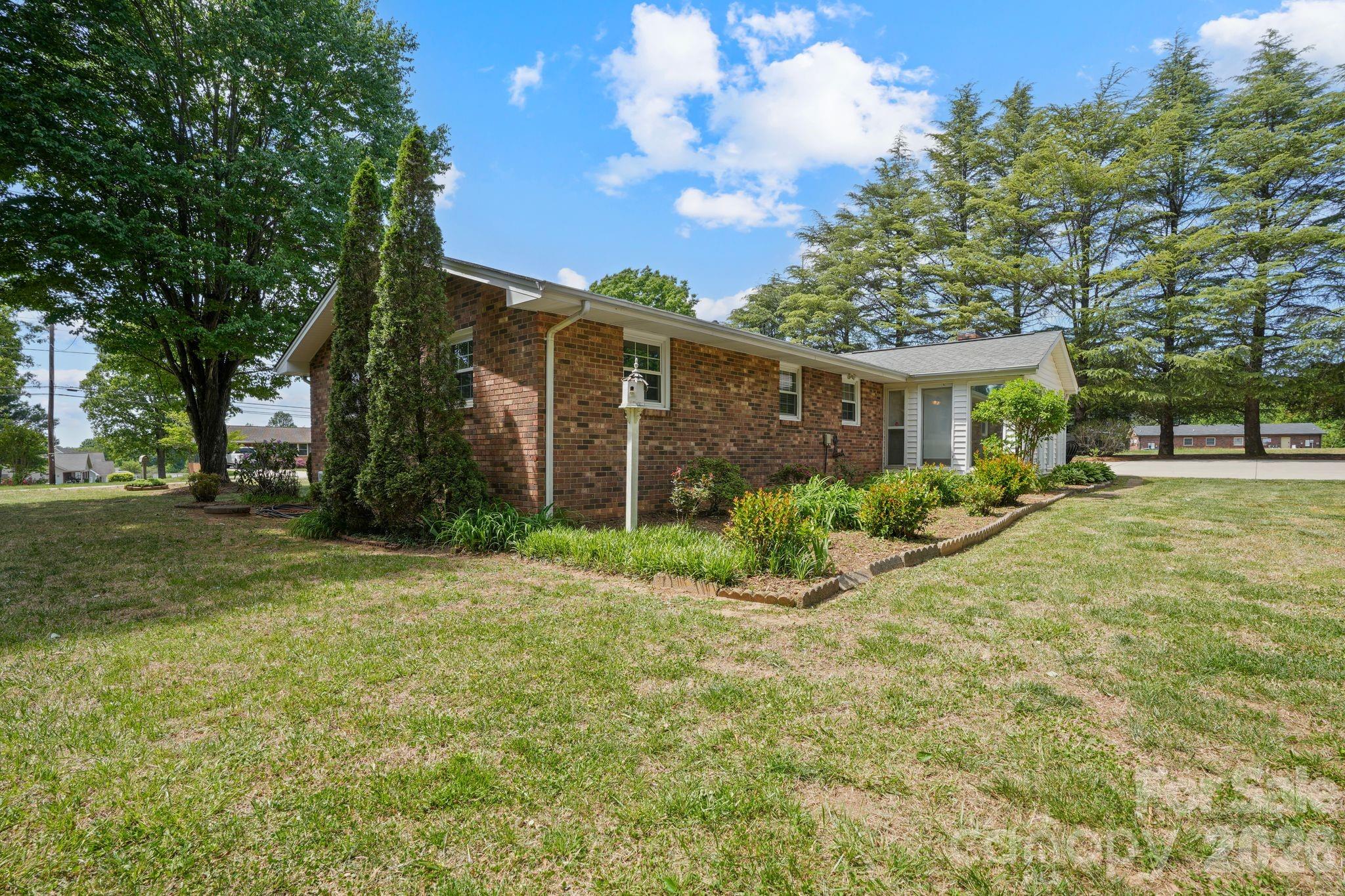 3328 Sulphur Springs Road Property Photo 36