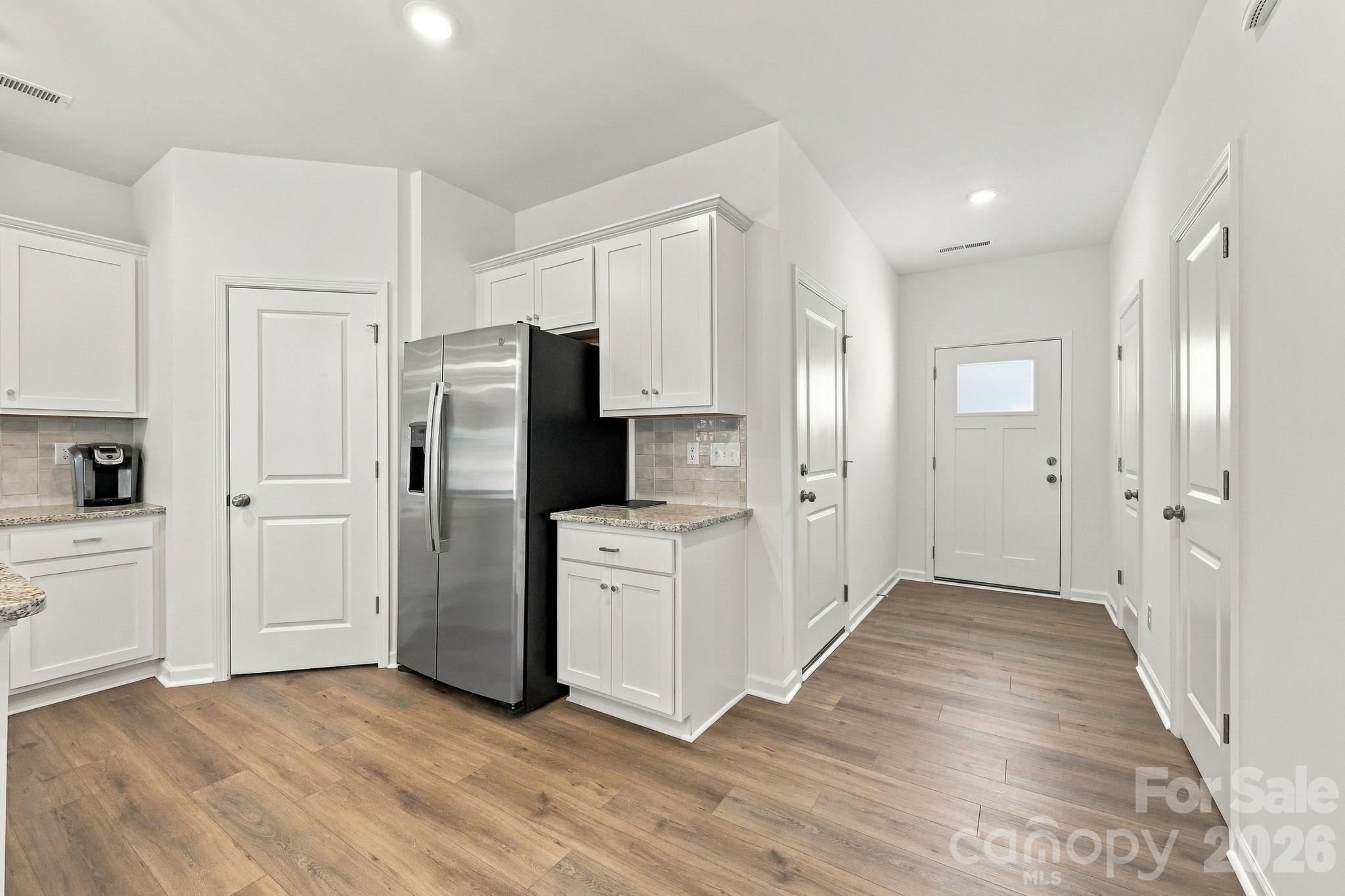 759 Kitfox Drive Property Photo 8
