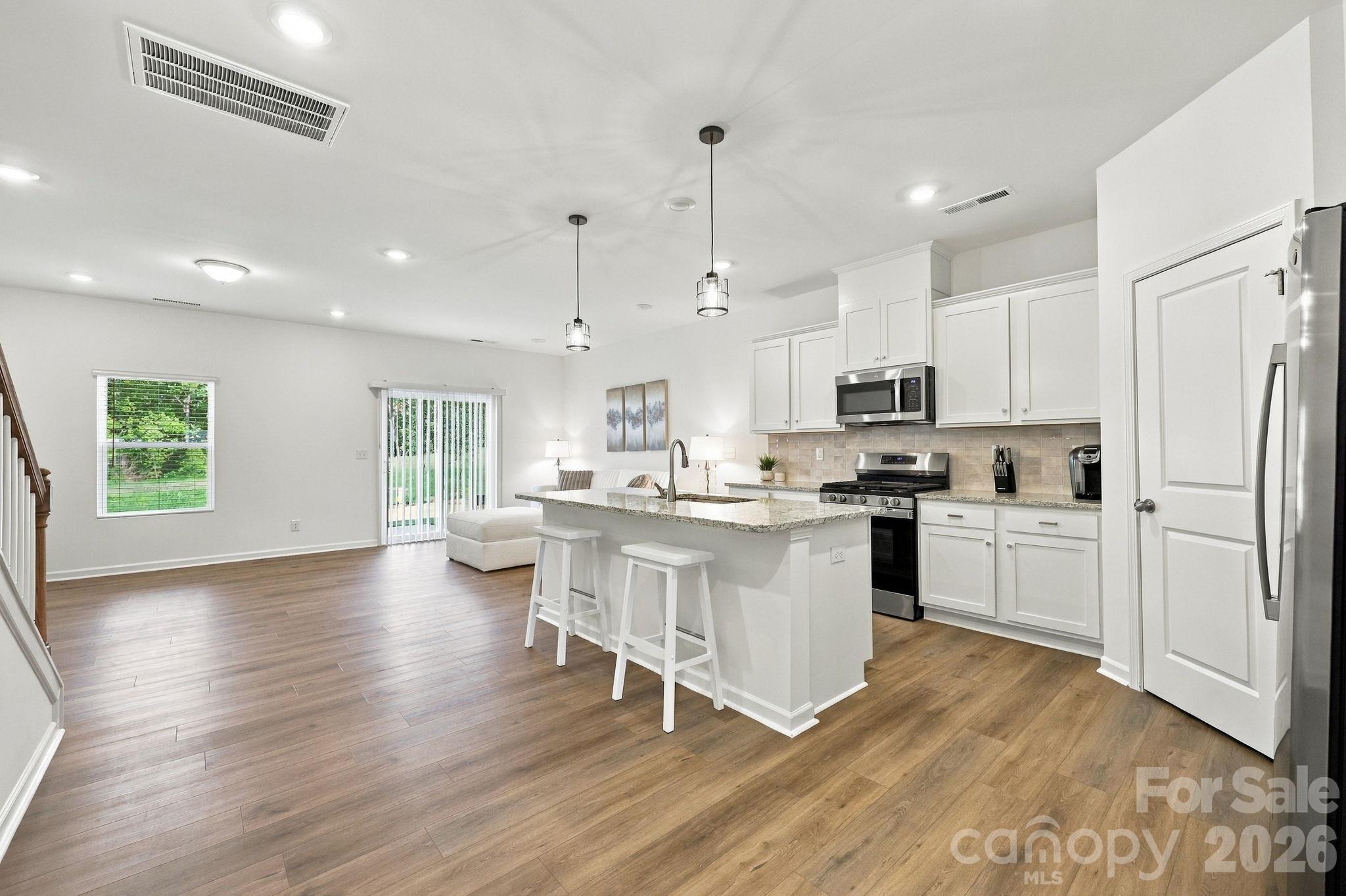 759 Kitfox Drive Property Photo 9