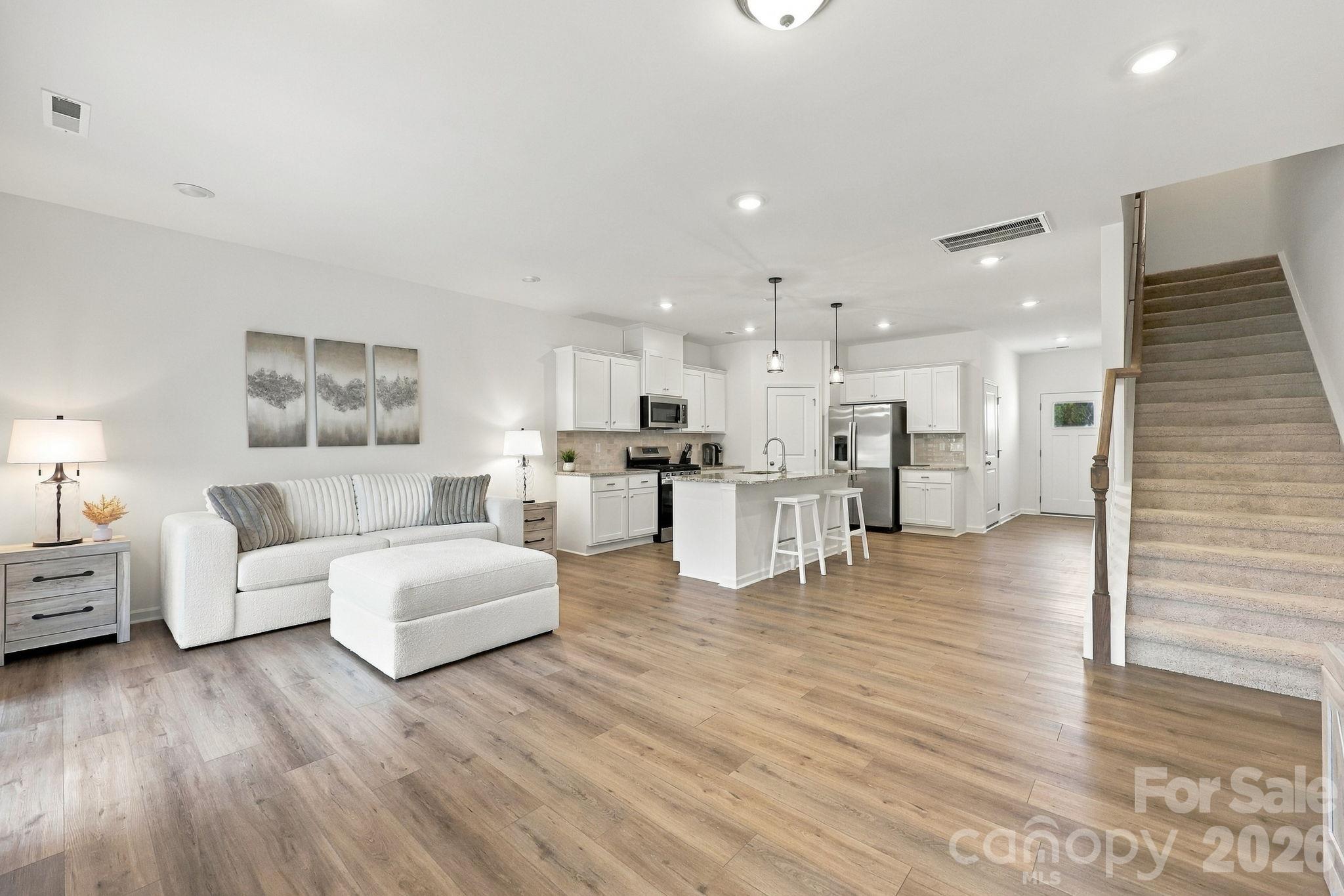 759 Kitfox Drive Property Photo 16