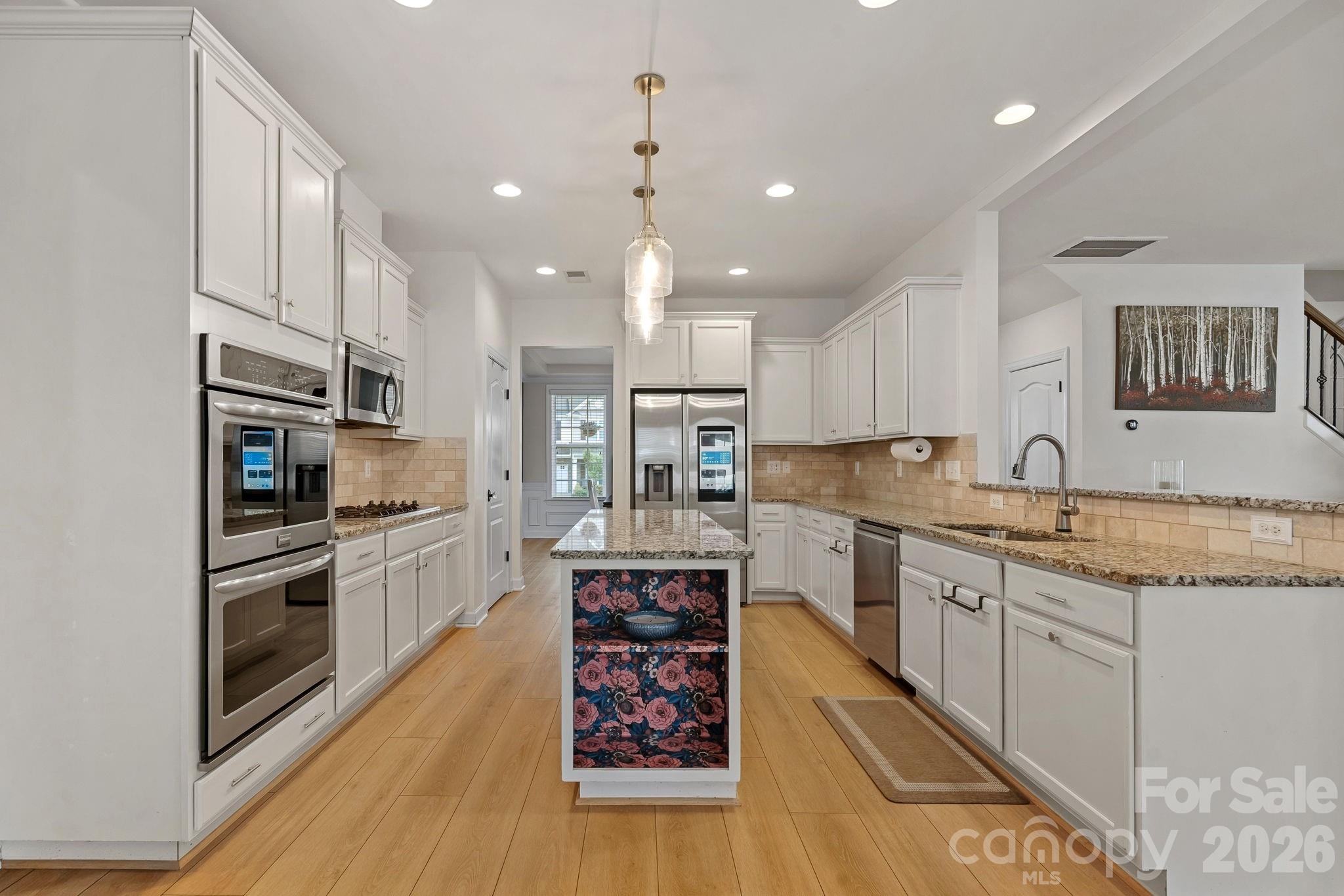 2071 Feldspar Drive Property Photo 8