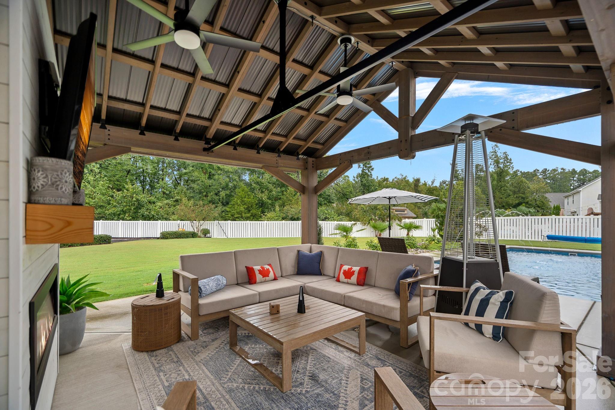 2071 Feldspar Drive Property Photo 40