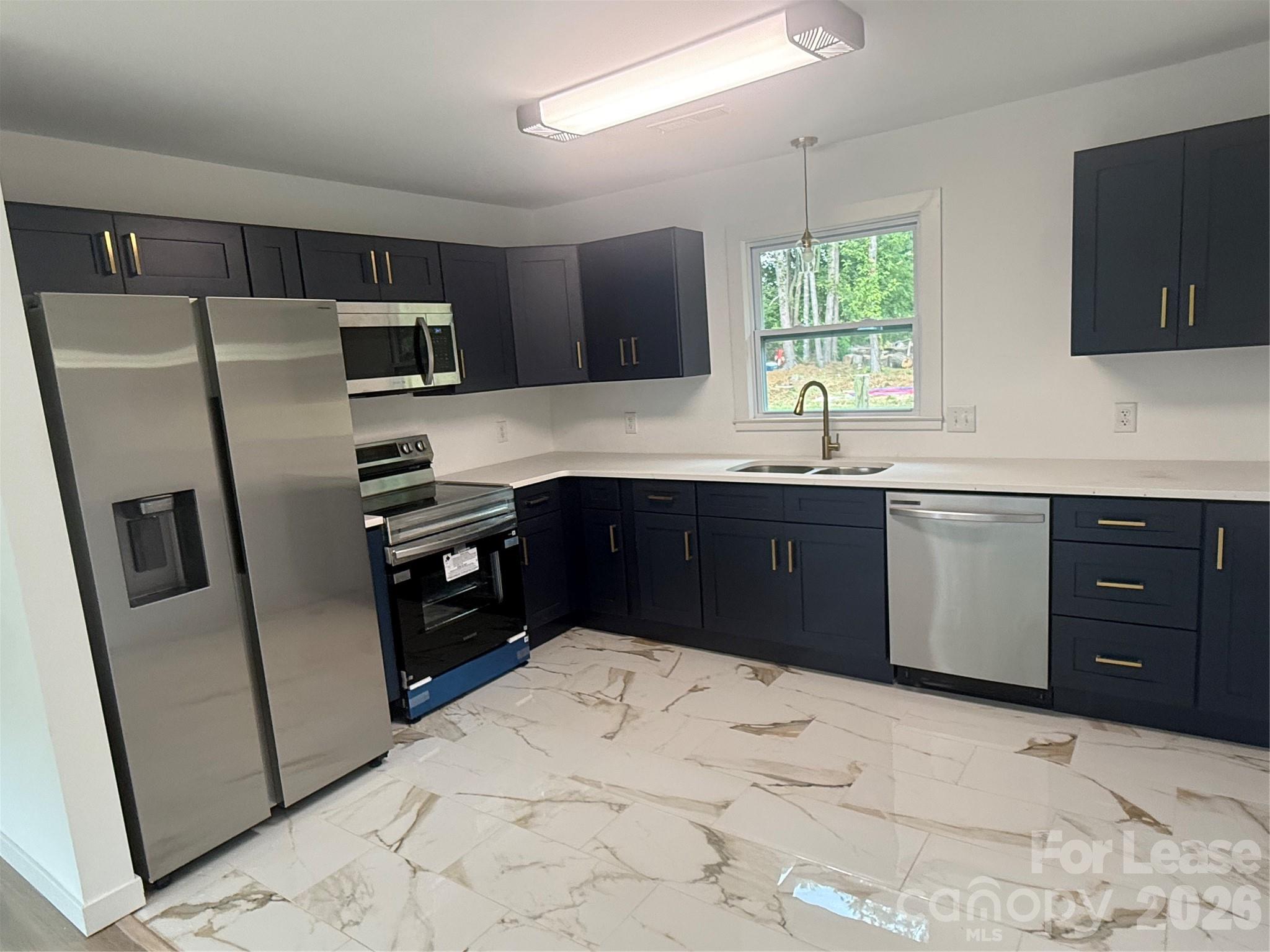19410 Smithville Lane Property Photo 6