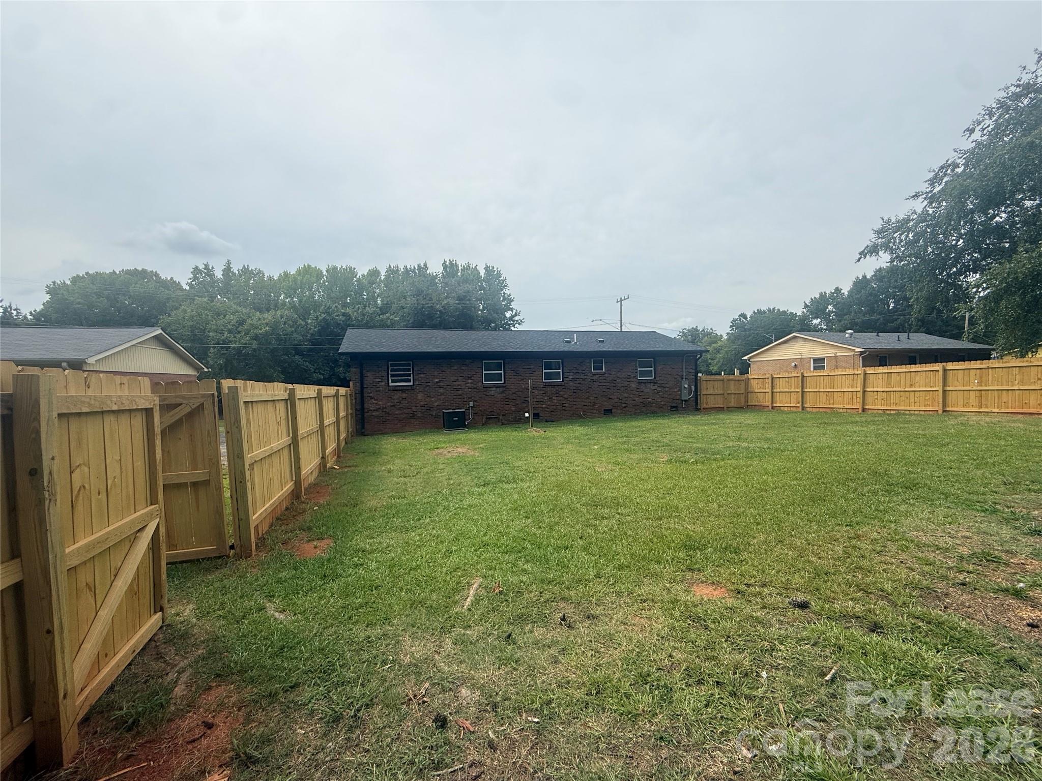 19410 Smithville Lane Property Photo 17