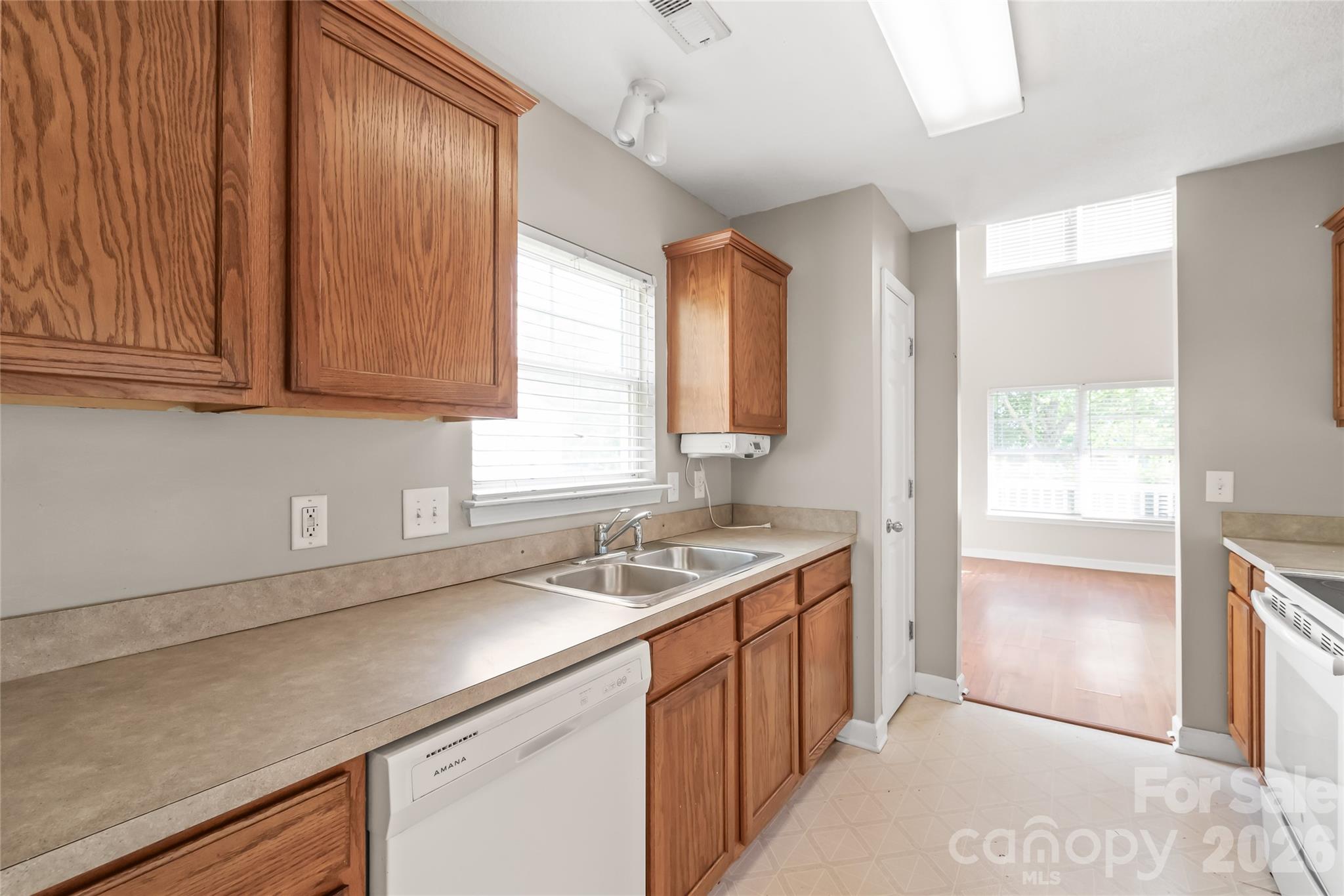 831 Sinclair Drive Property Photo 9