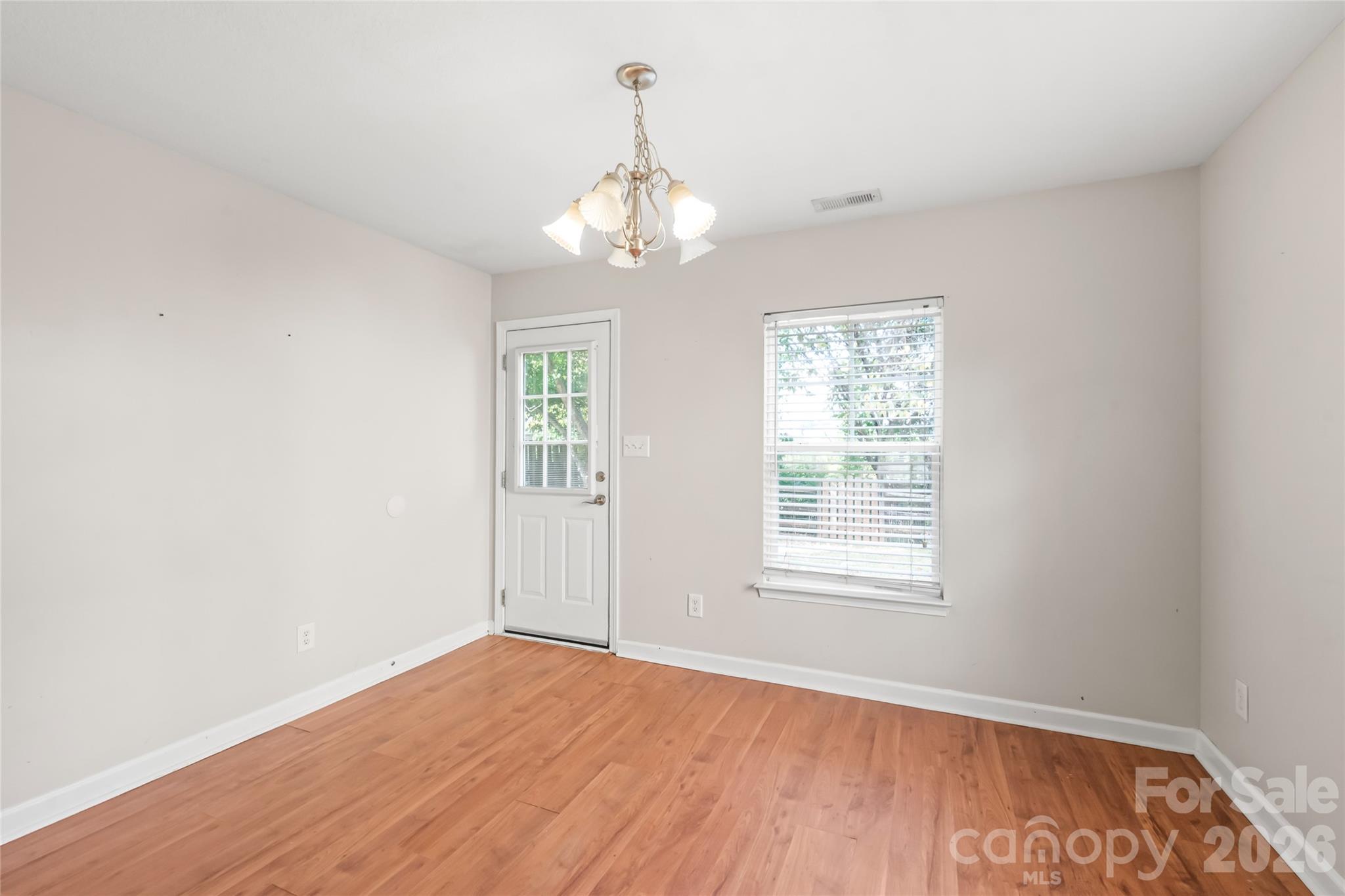 831 Sinclair Drive Property Photo 10