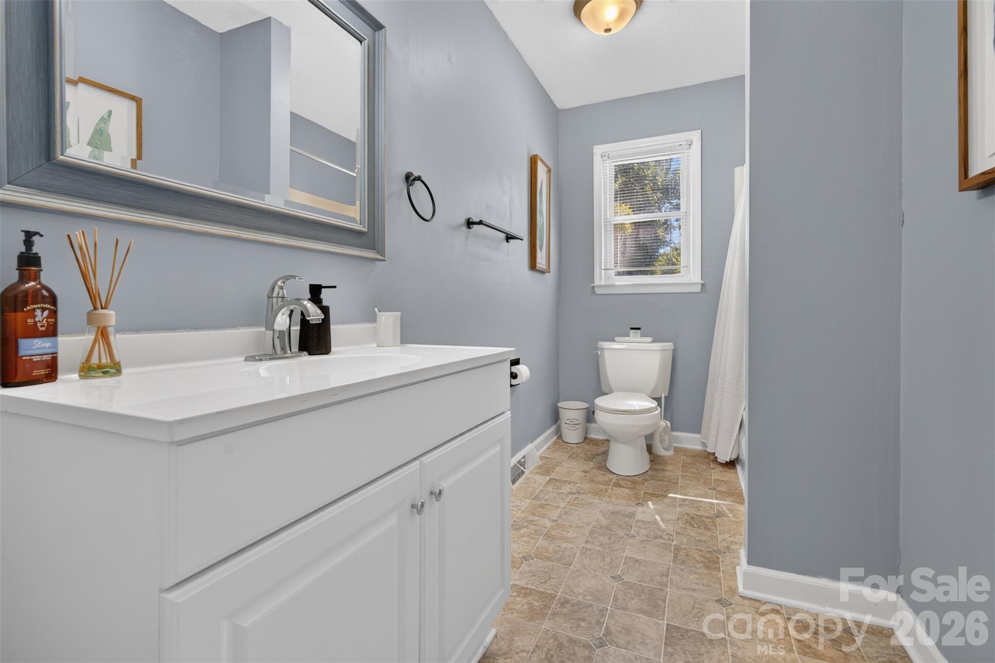 120 Regal Circle Property Photo 17