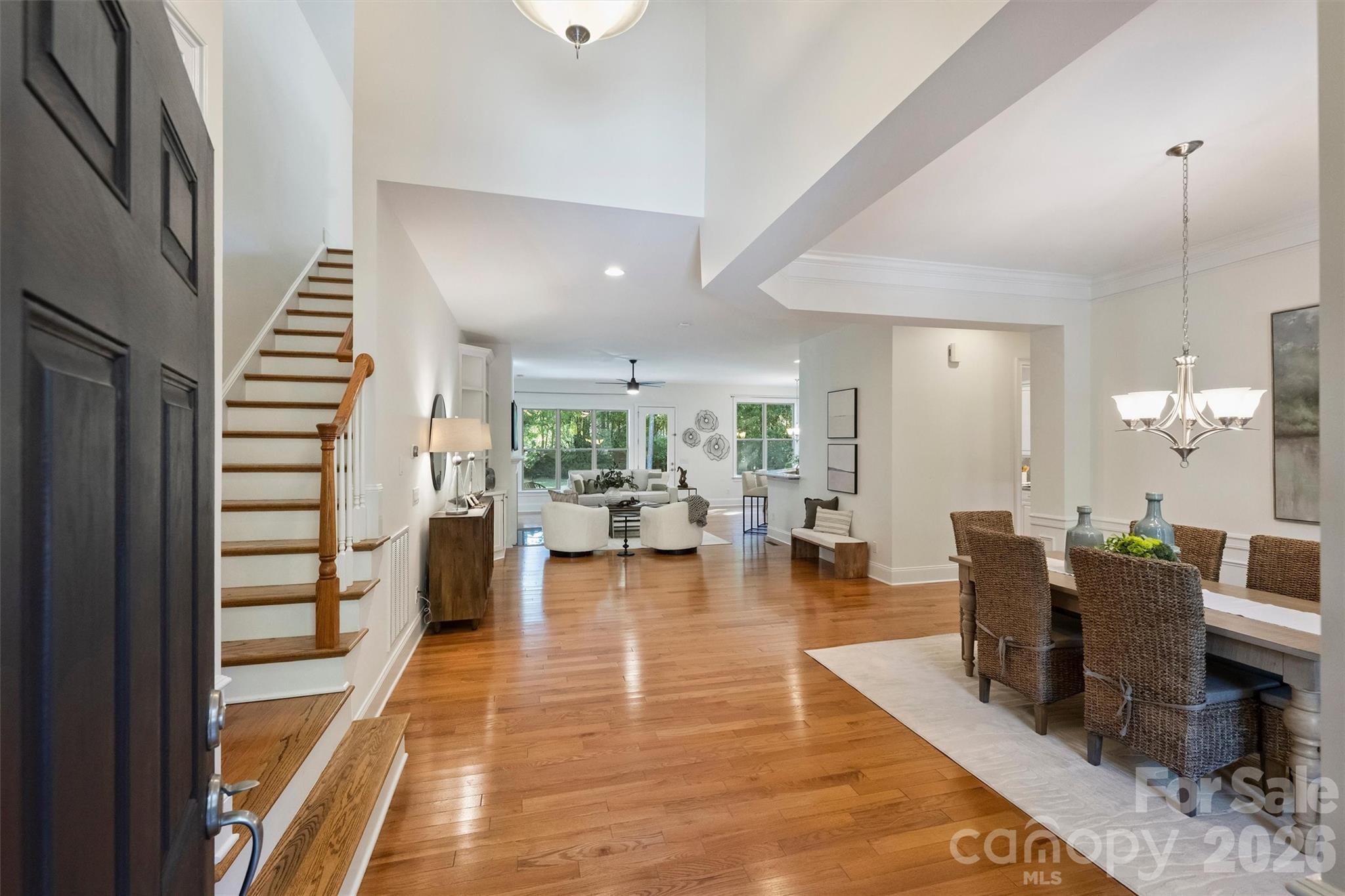 7325 Edenbridge Lane Property Photo 4
