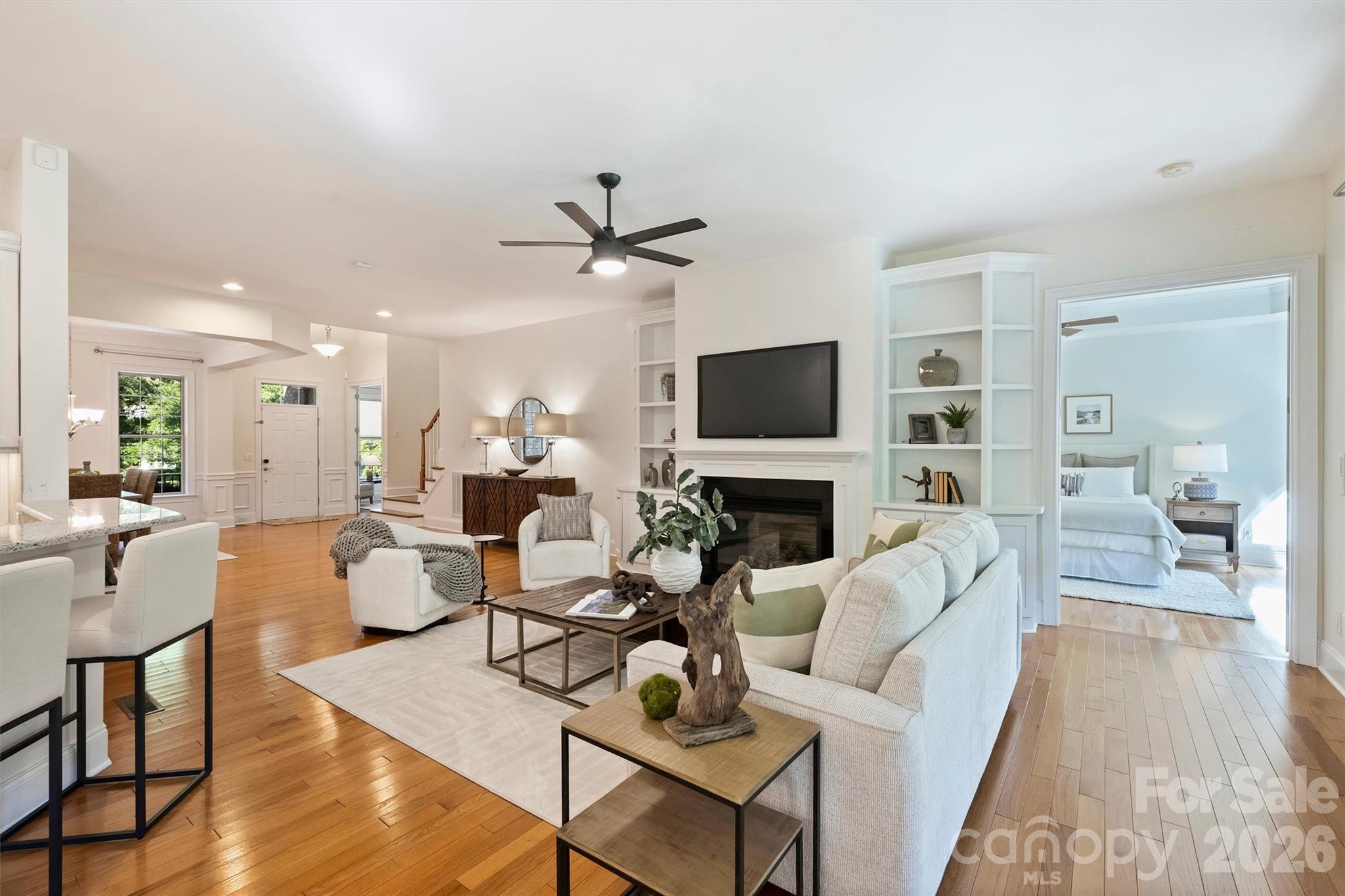 7325 Edenbridge Lane Property Photo 13
