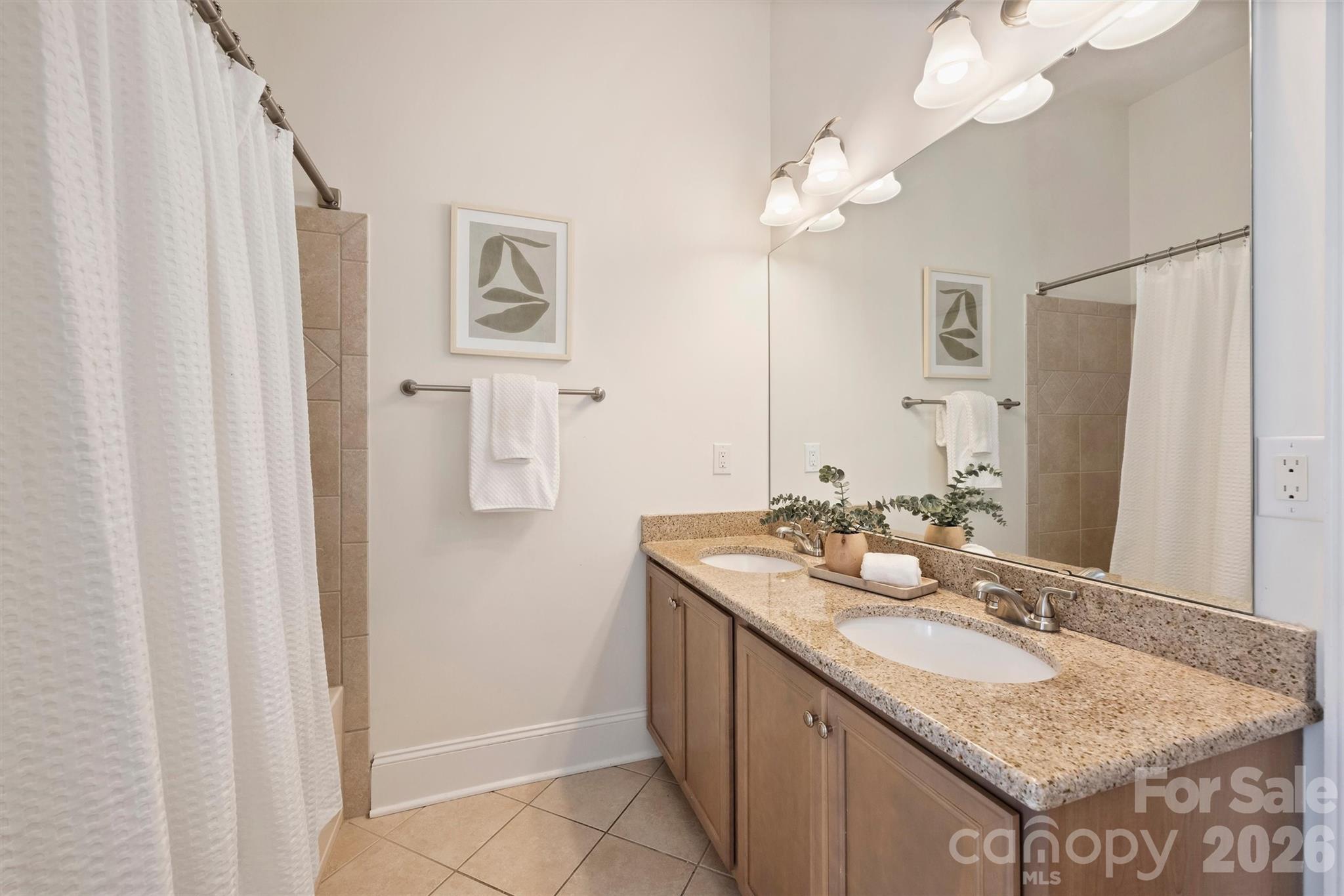 7325 Edenbridge Lane Property Photo 32