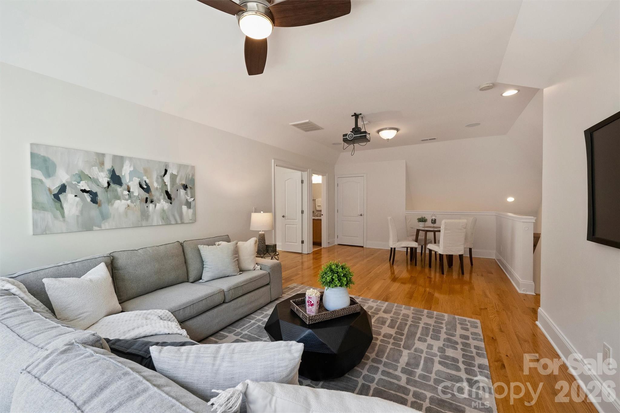 7325 Edenbridge Lane Property Photo 38
