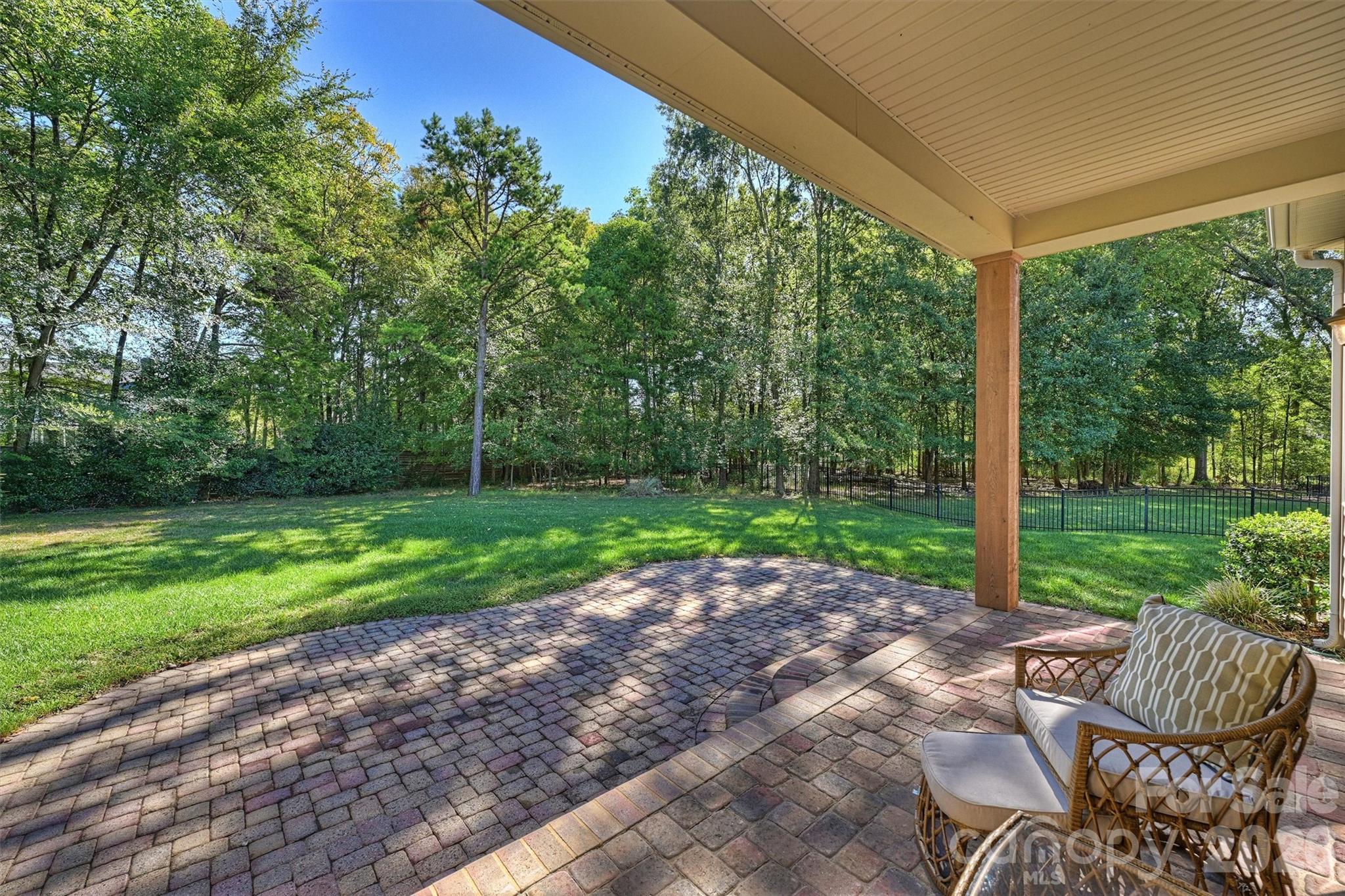 7325 Edenbridge Lane Property Photo 42