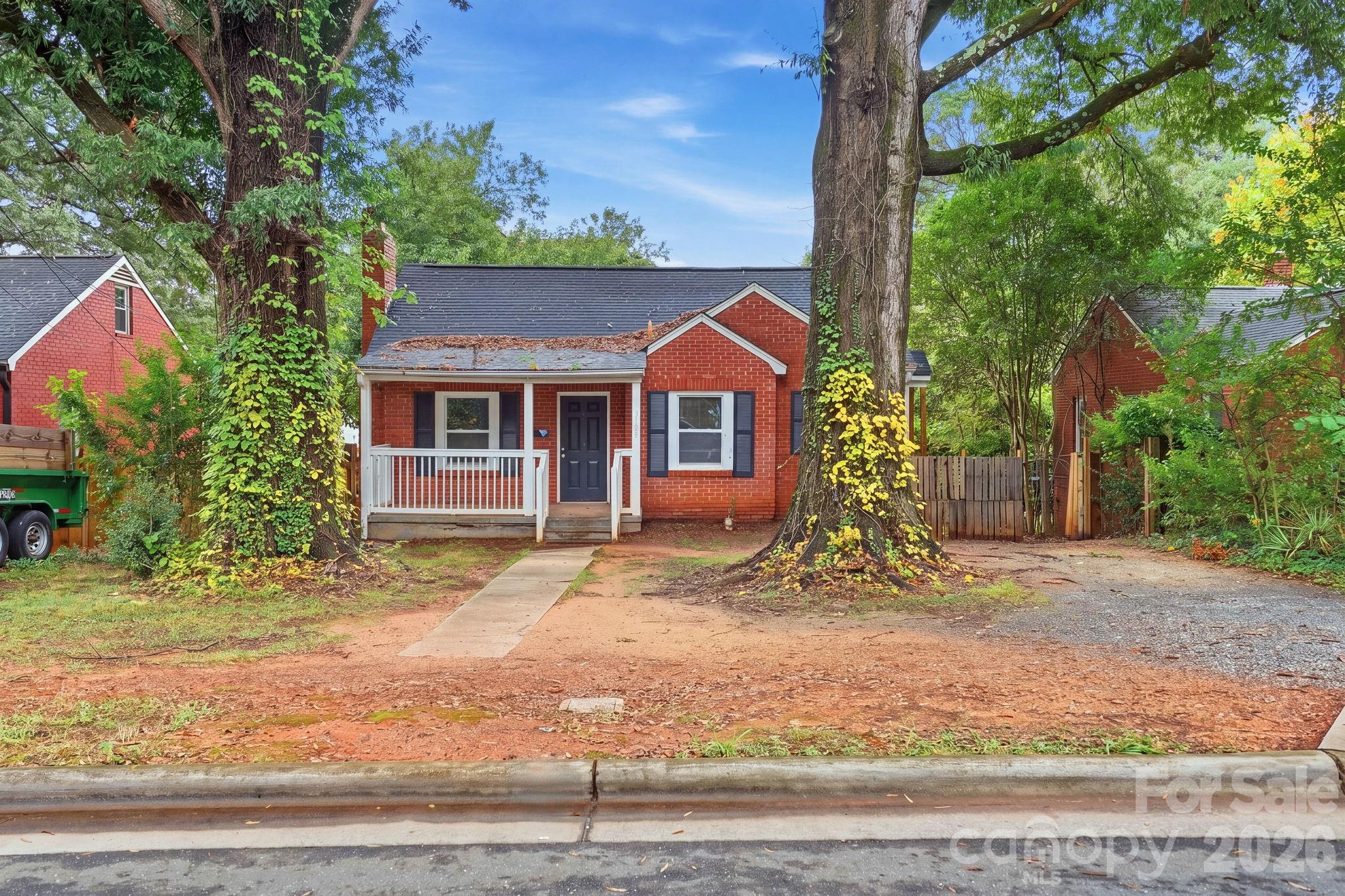 3129 Mathis Drive Property Photo 1