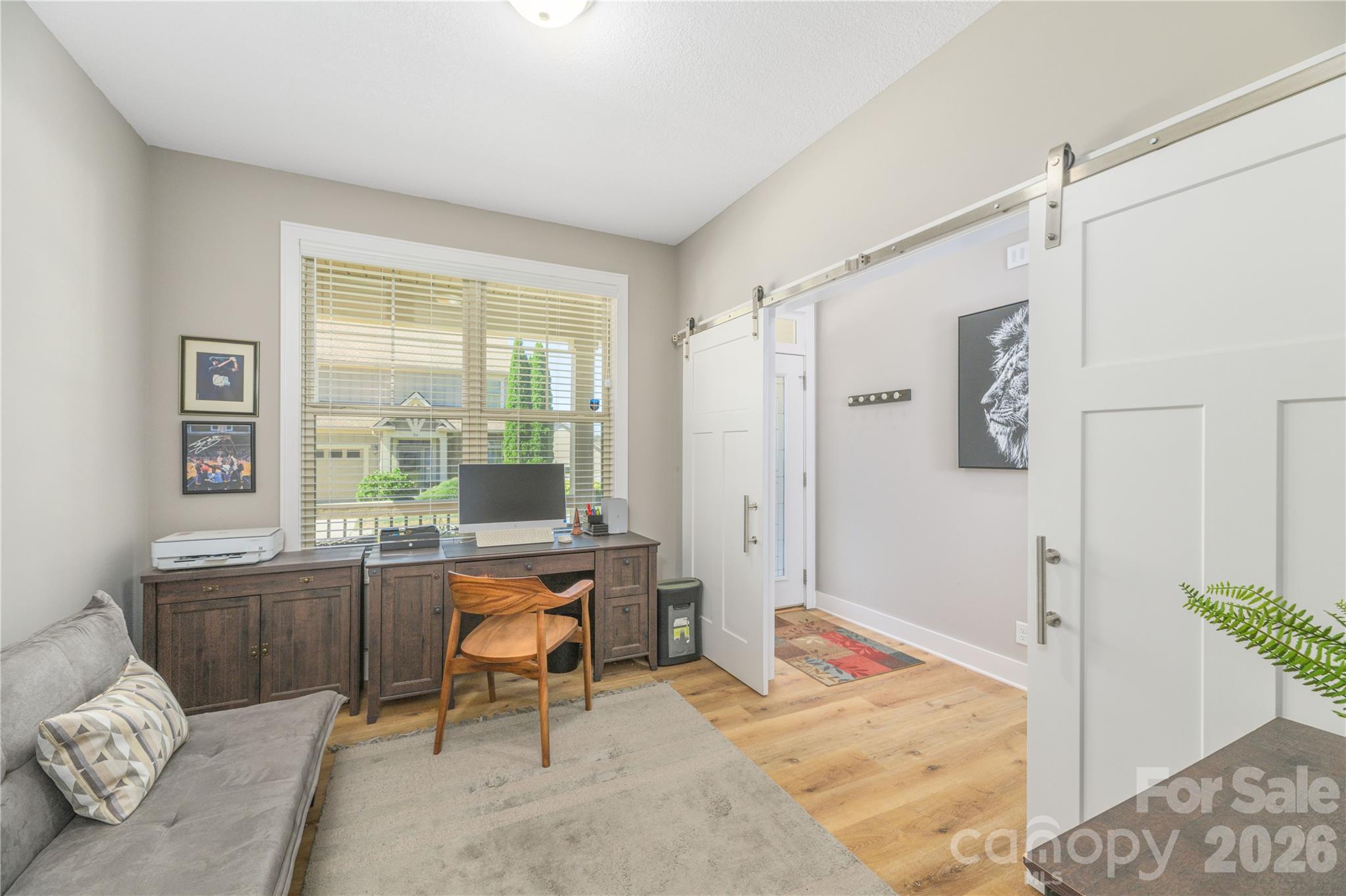 31 Burlington Lane Property Photo 6