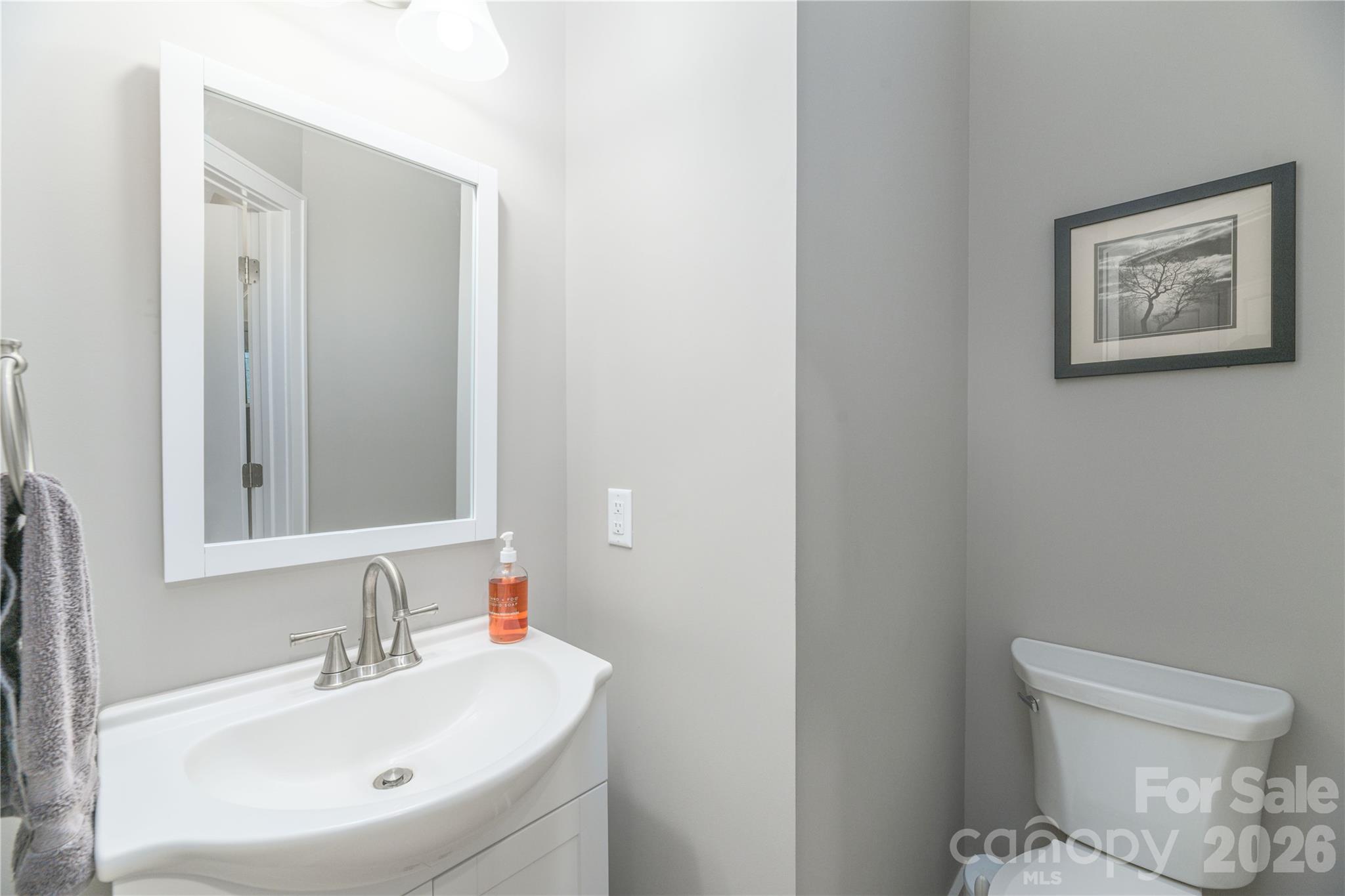 31 Burlington Lane Property Photo 7