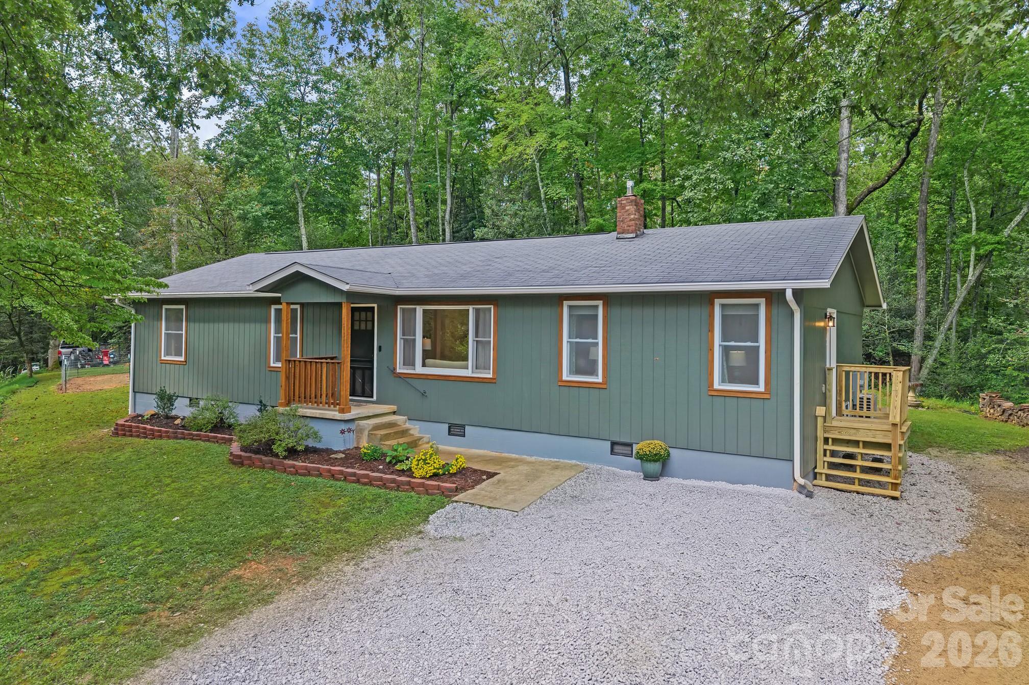 3048 Pine Cove Road Property Photo 1