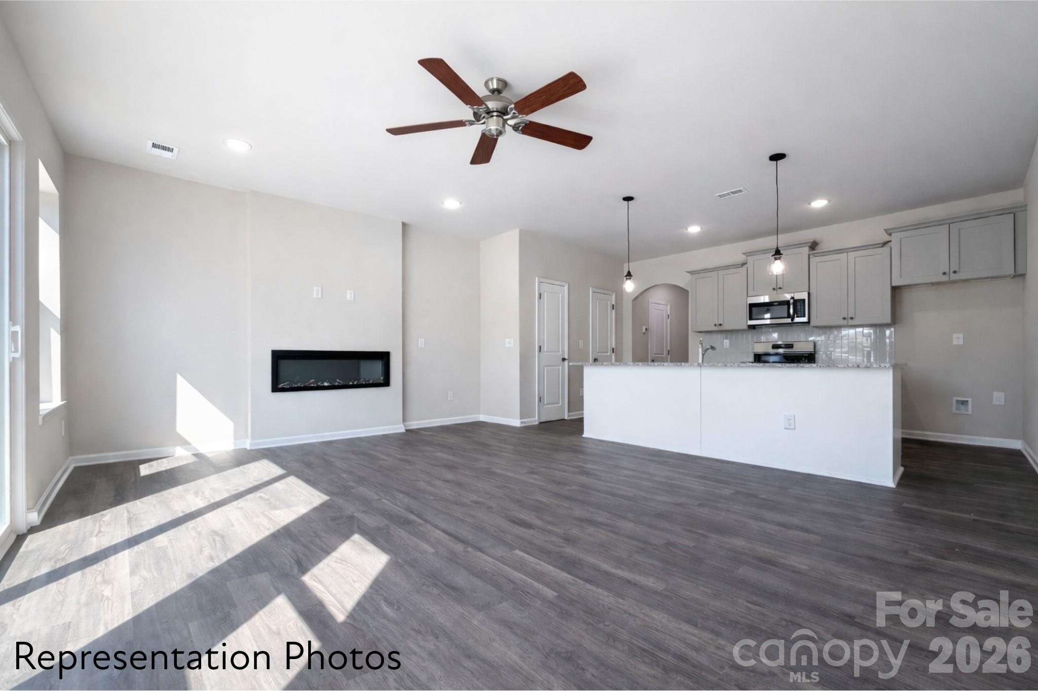 5929 Wallace Avenue Property Photo 1