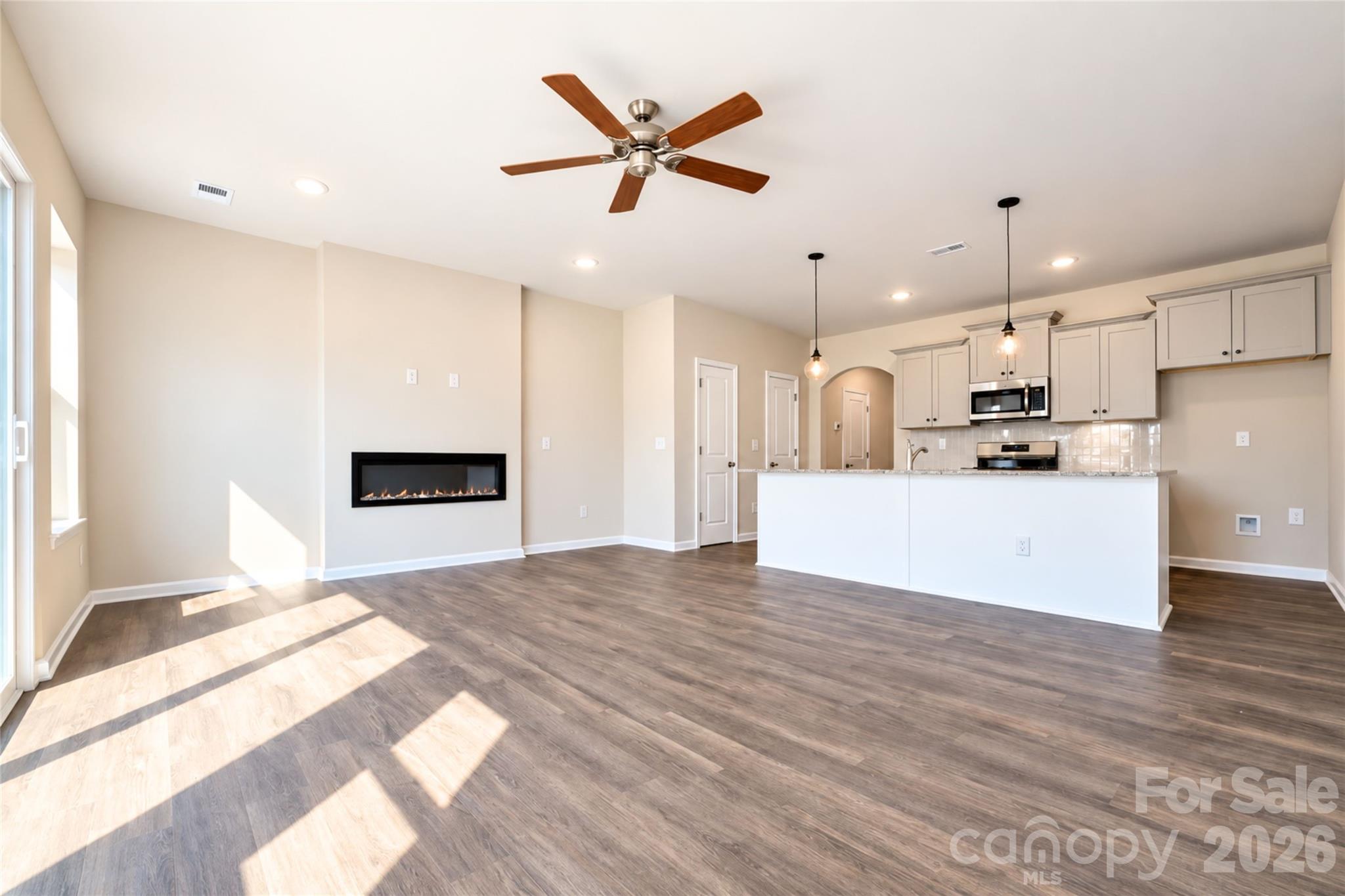 5929 Wallace Avenue Property Photo 2
