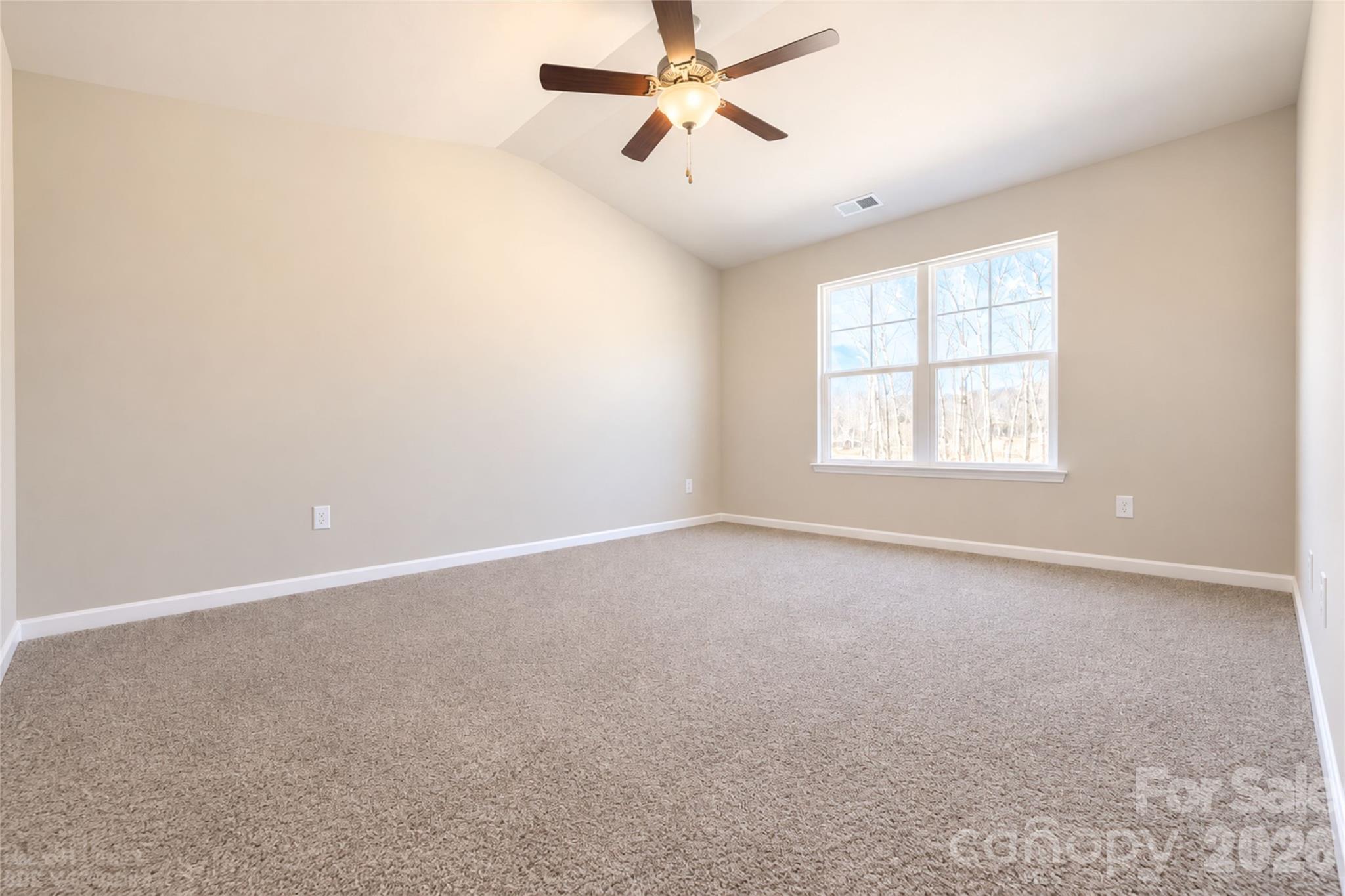 5929 Wallace Avenue Property Photo 10