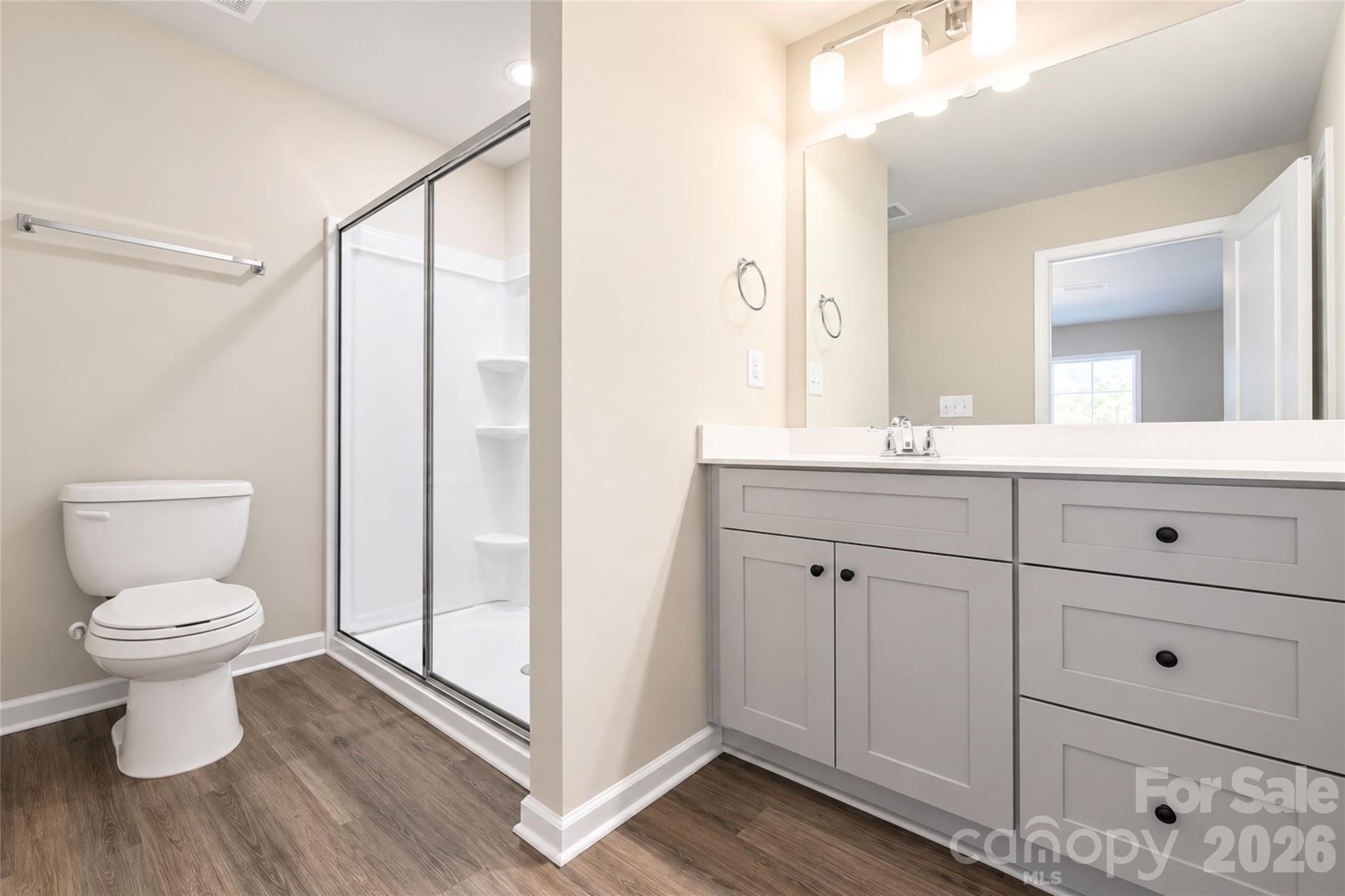 5929 Wallace Avenue Property Photo 12
