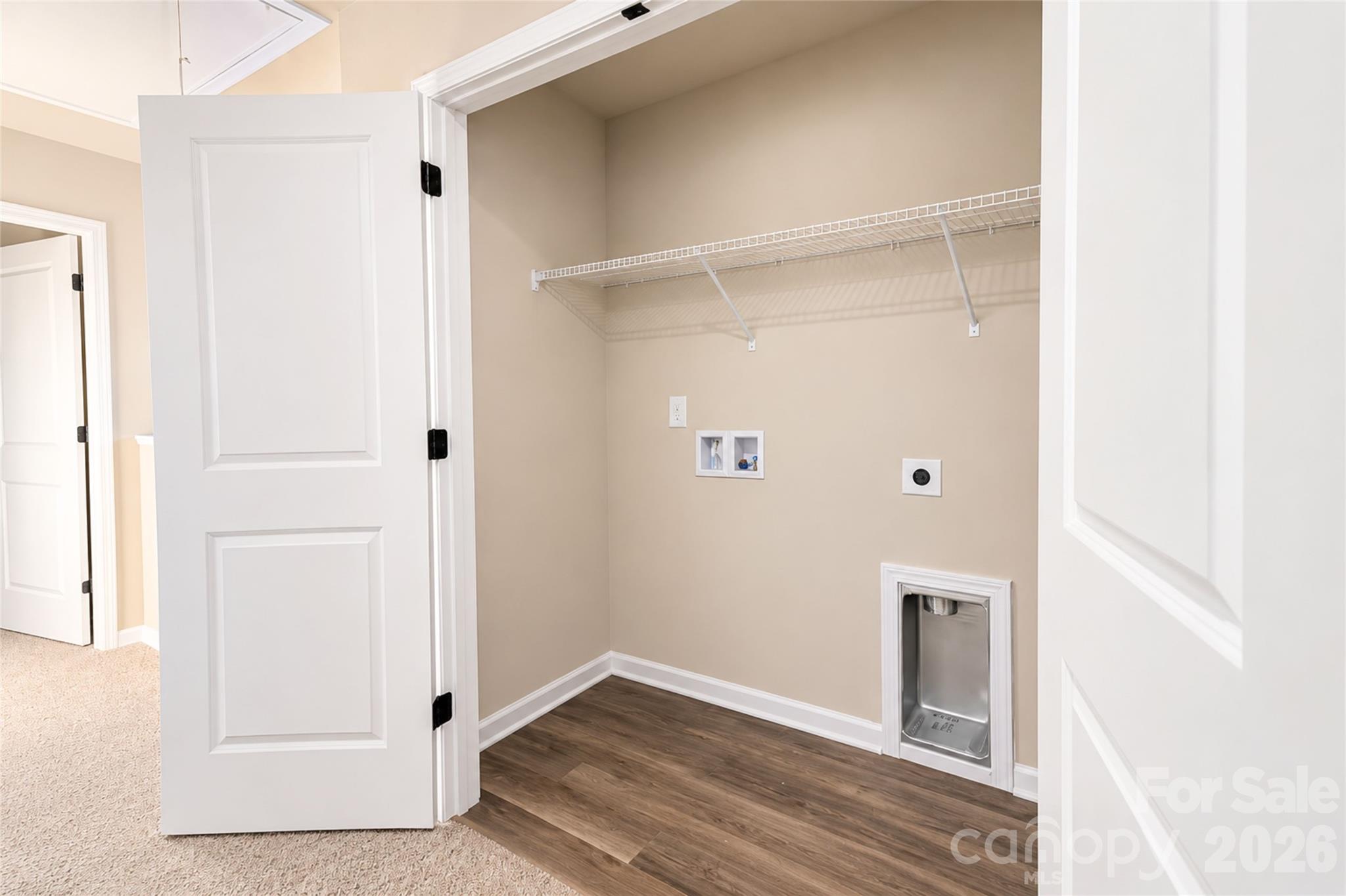 5929 Wallace Avenue Property Photo 21
