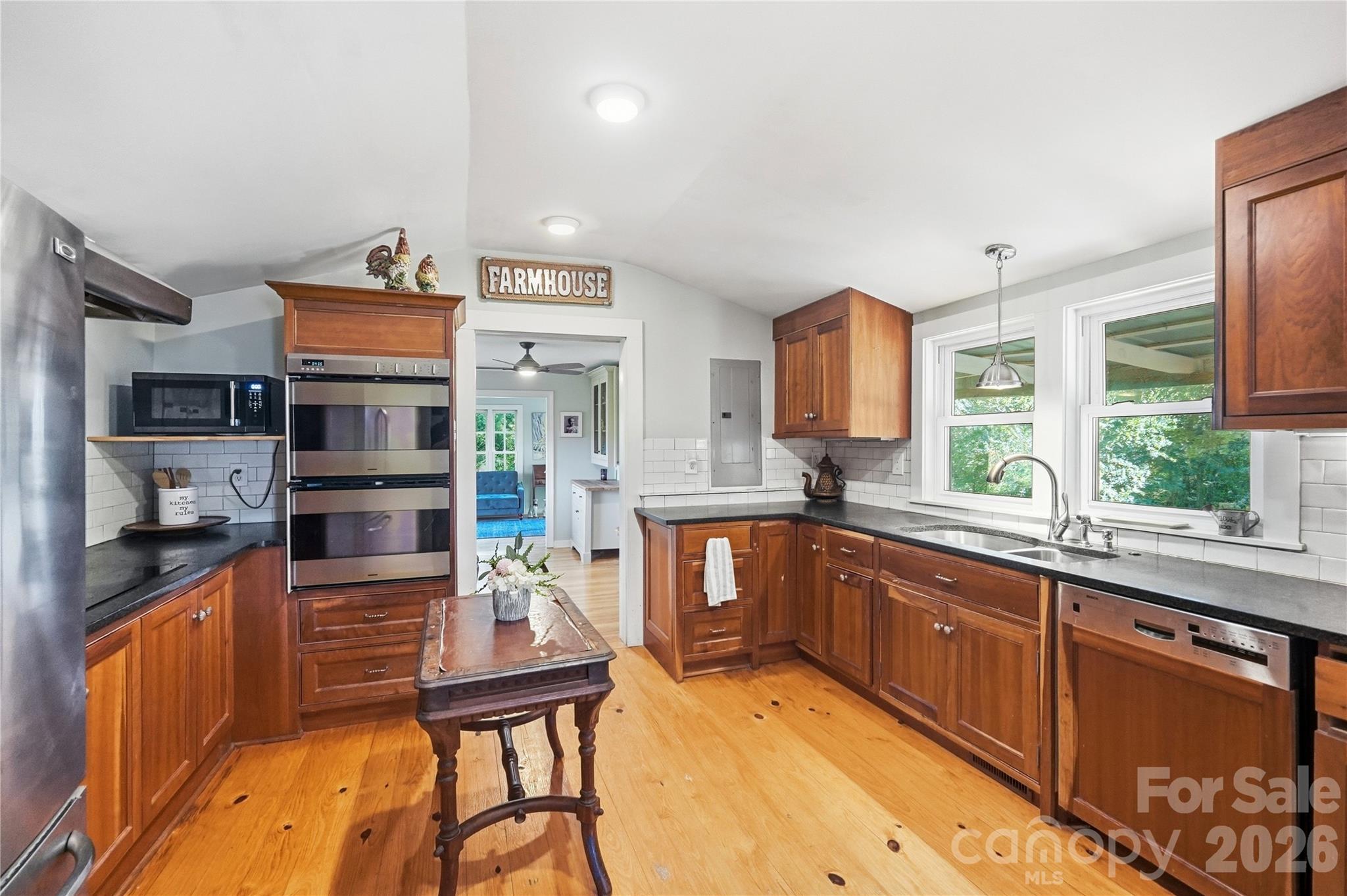 807 218 Highway Property Photo 7