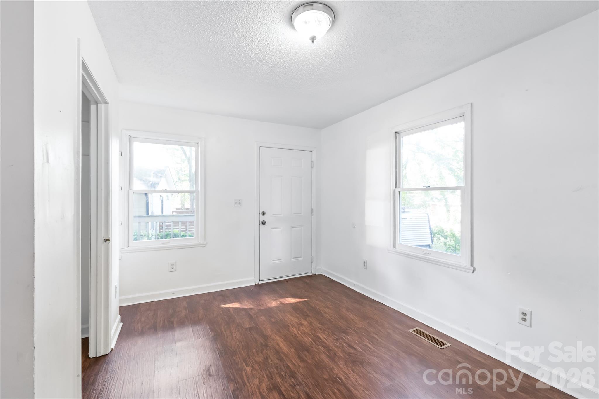 1015 Elm Street Property Photo 8