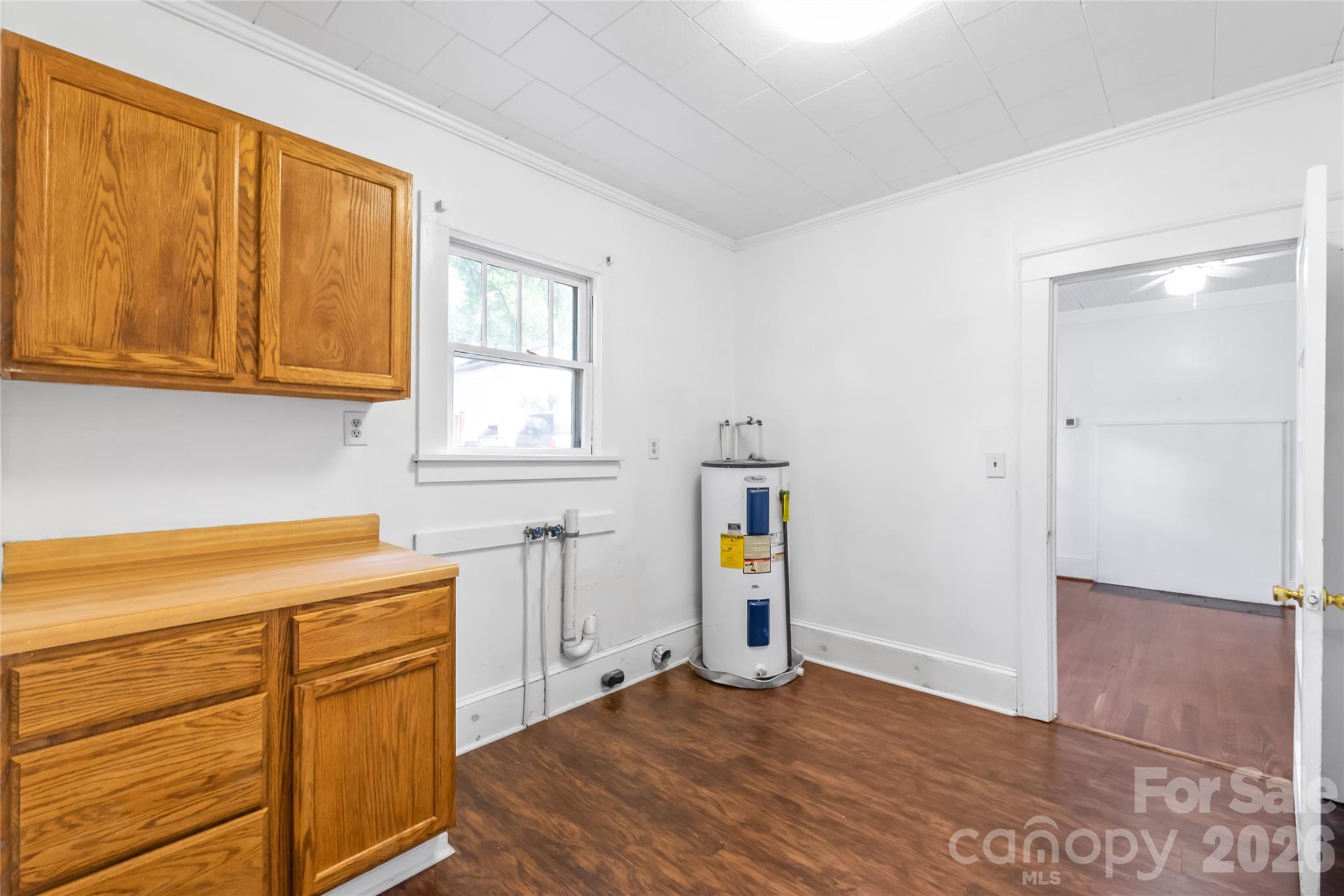 1015 Elm Street Property Photo 11