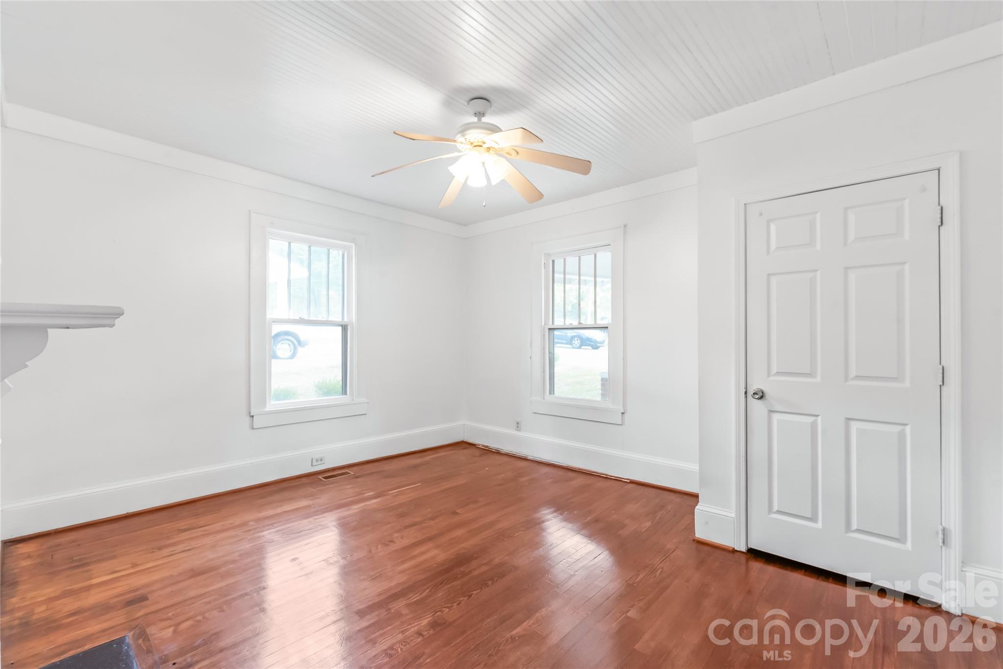 1015 Elm Street Property Photo 14