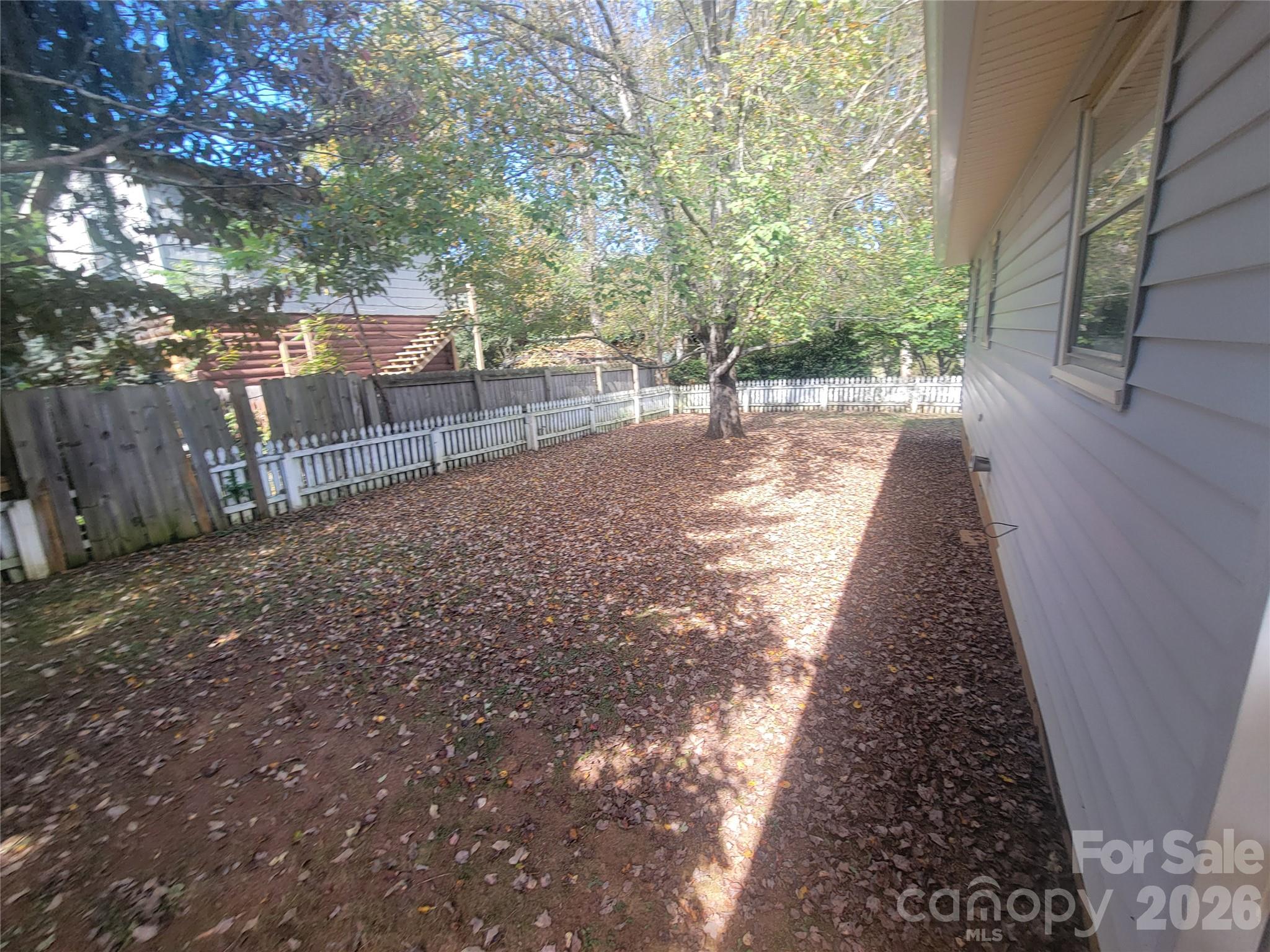 265 Midland Drive Property Photo 8